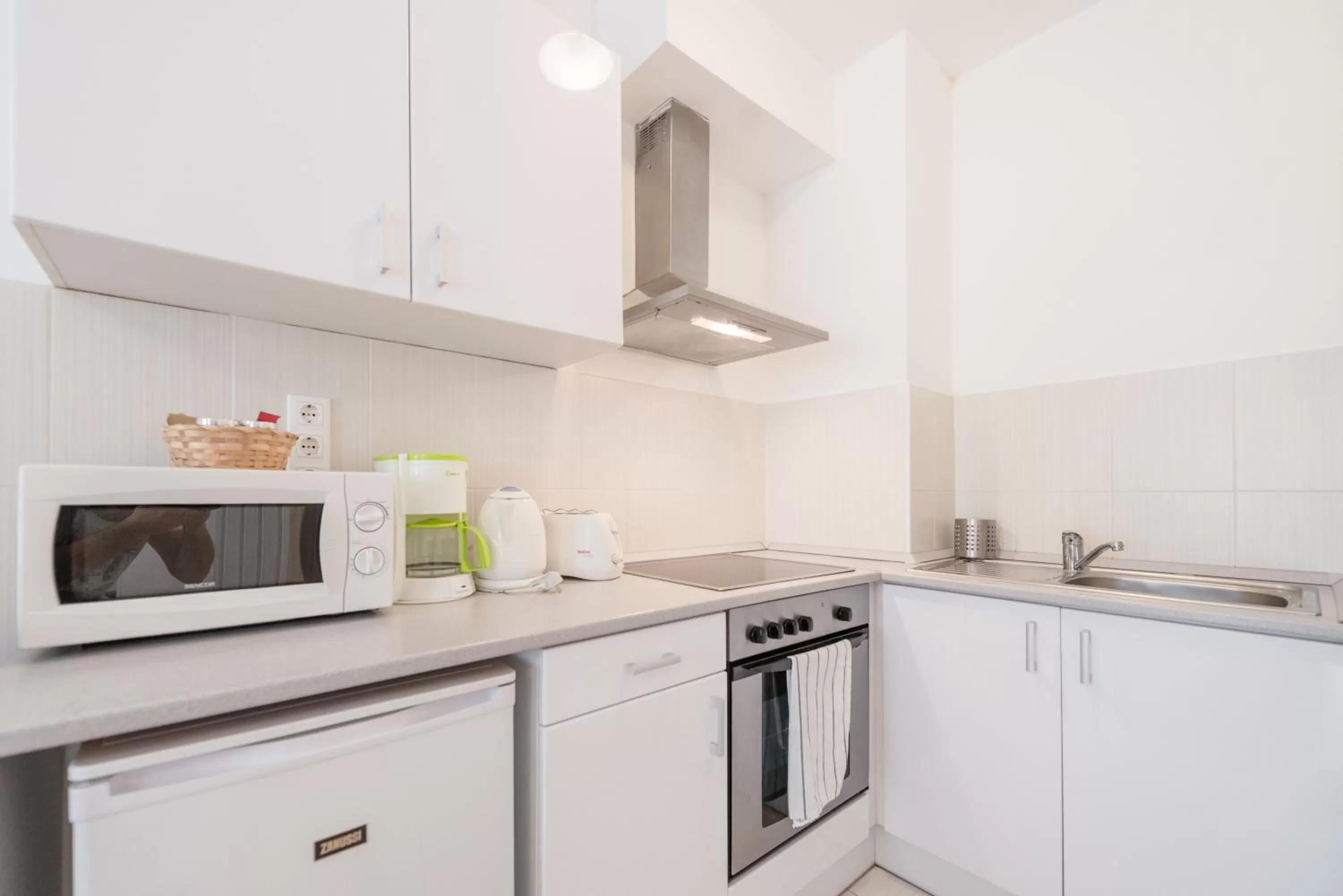 Coffee/tea facilities in Prince Apartments