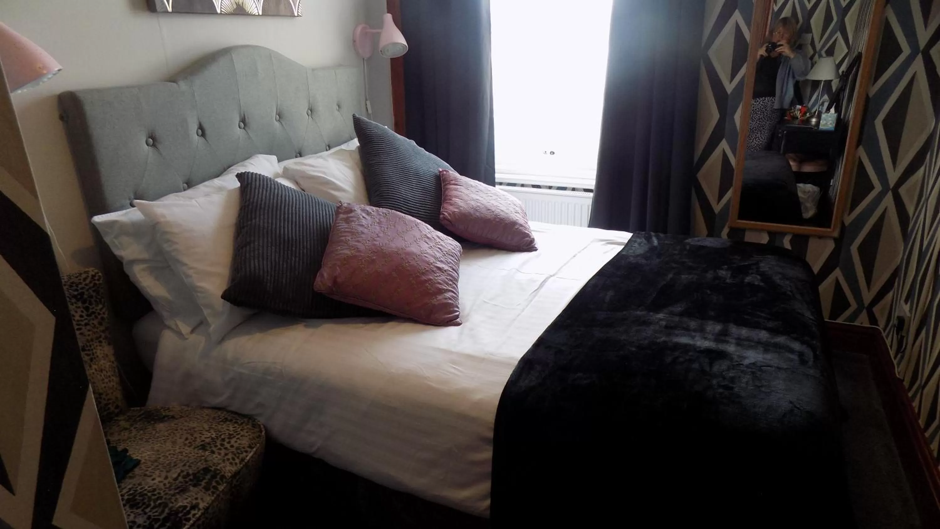 Bed in Tracey's Driftwood