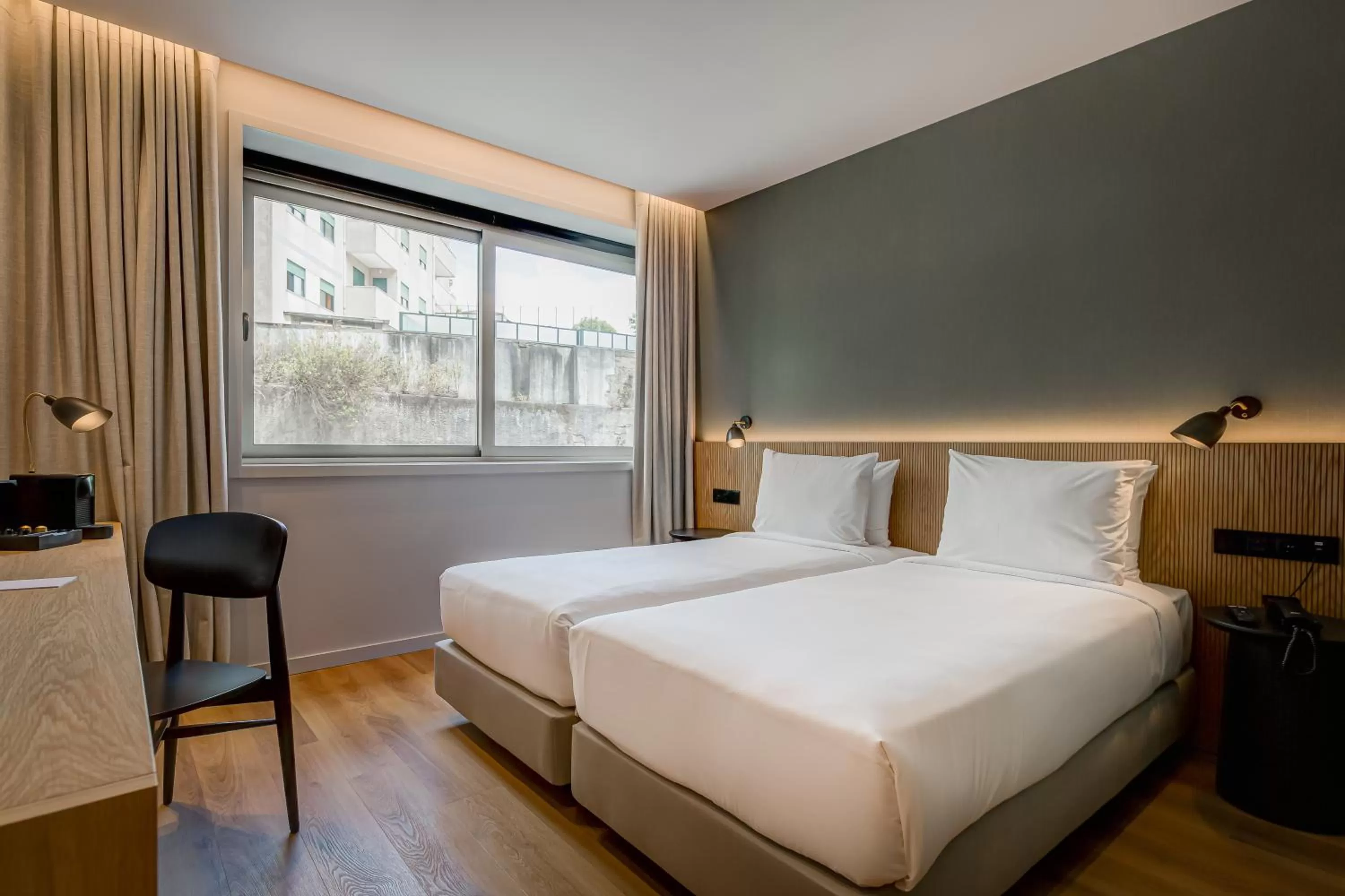 Bed in Acta The Clover