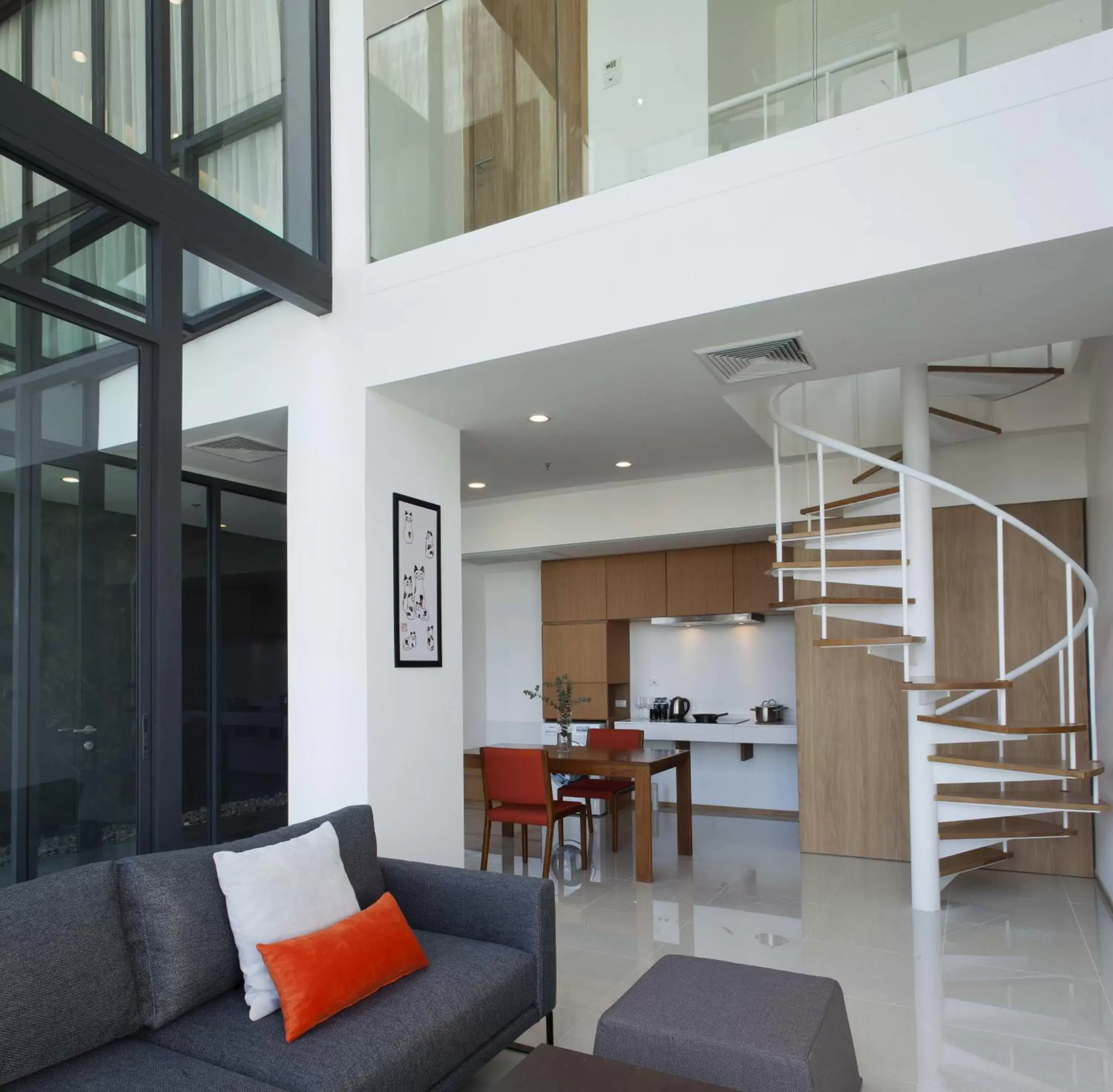 Three Bedroom Duplex Penthouse with Bathtub in Eastin Tan Hotel Chiang Mai Three Bedroom Duplex Penthouse with Bathtub in Eastin Tan Hotel Chiang Mai