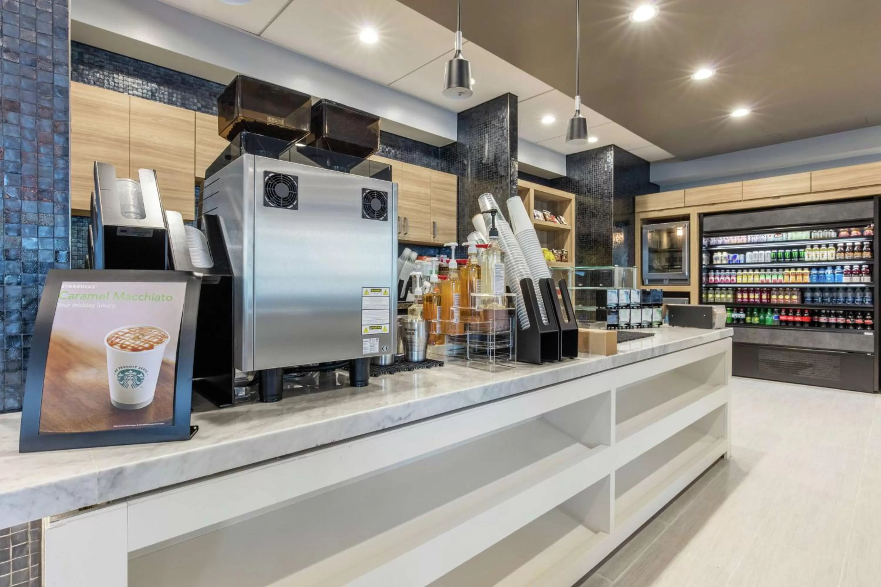 Restaurant/places to eat in DoubleTree Birmingham Perimeter Park