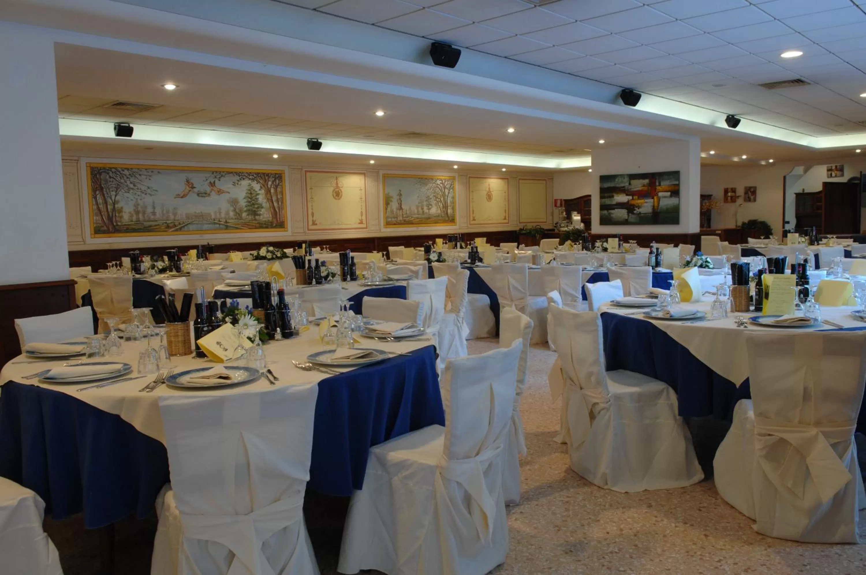 Restaurant/places to eat in Hotel Scaldaferro