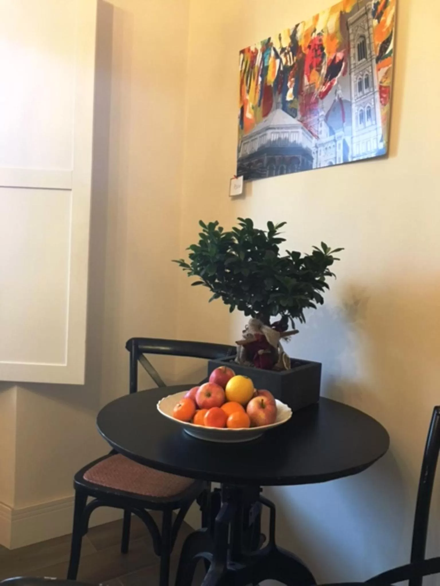 Communal kitchen in Tornabuoni View