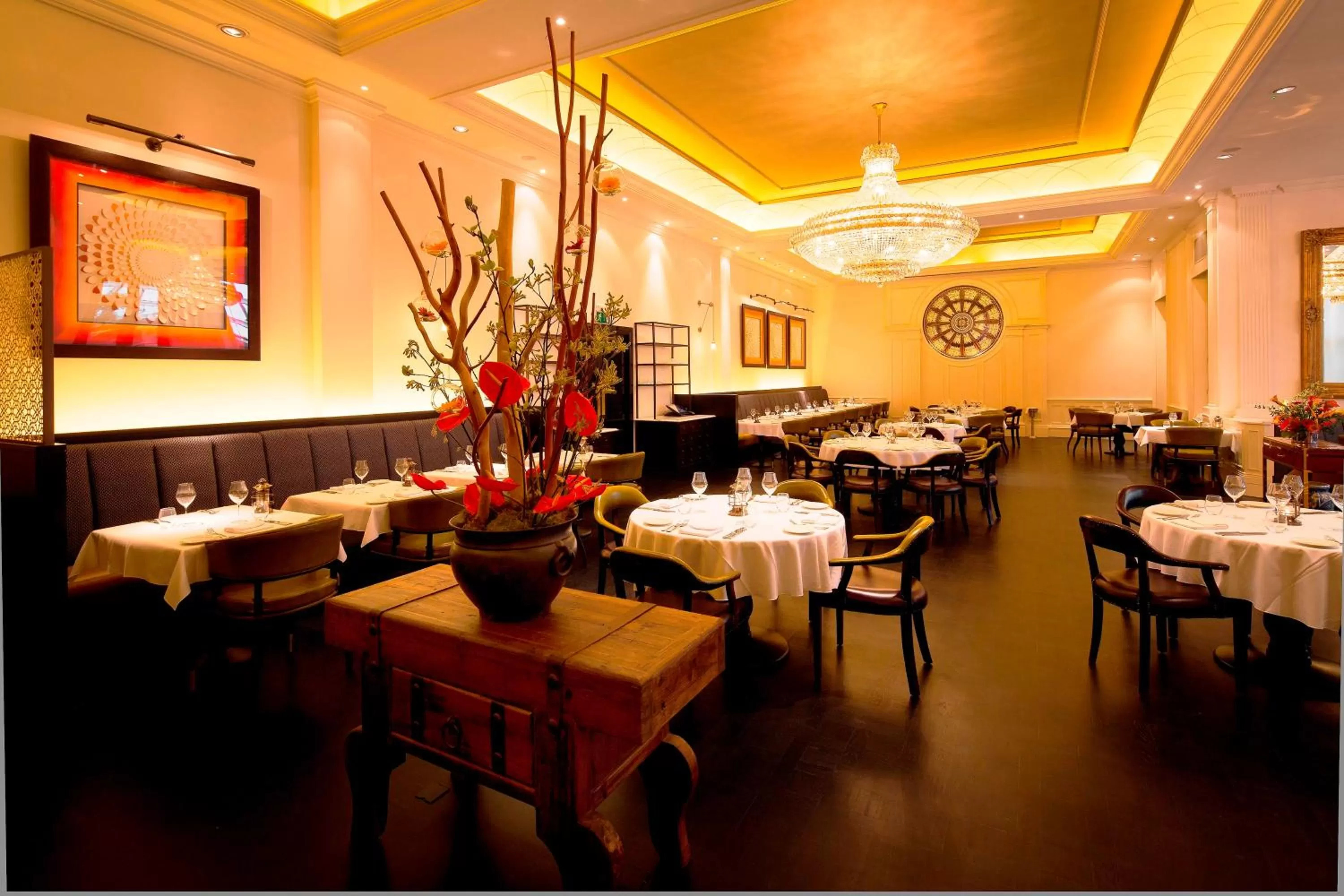 Restaurant/places to eat in Millennium Hotel and Conference Centre Gloucester London