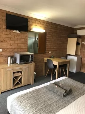 Queen Room in Muswellbrook Motor Inn