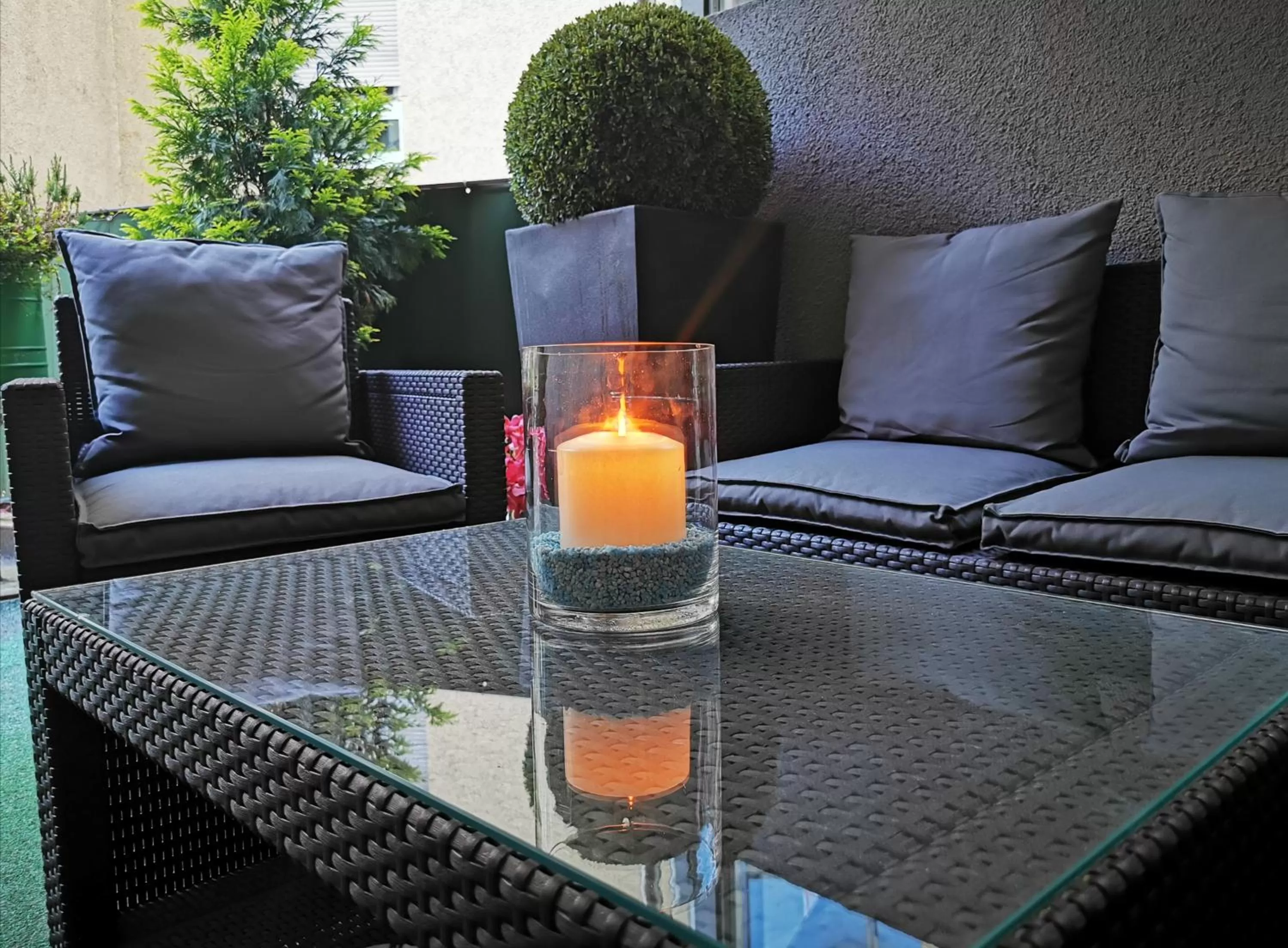 Patio in Hotel Altmünchen by Blattl