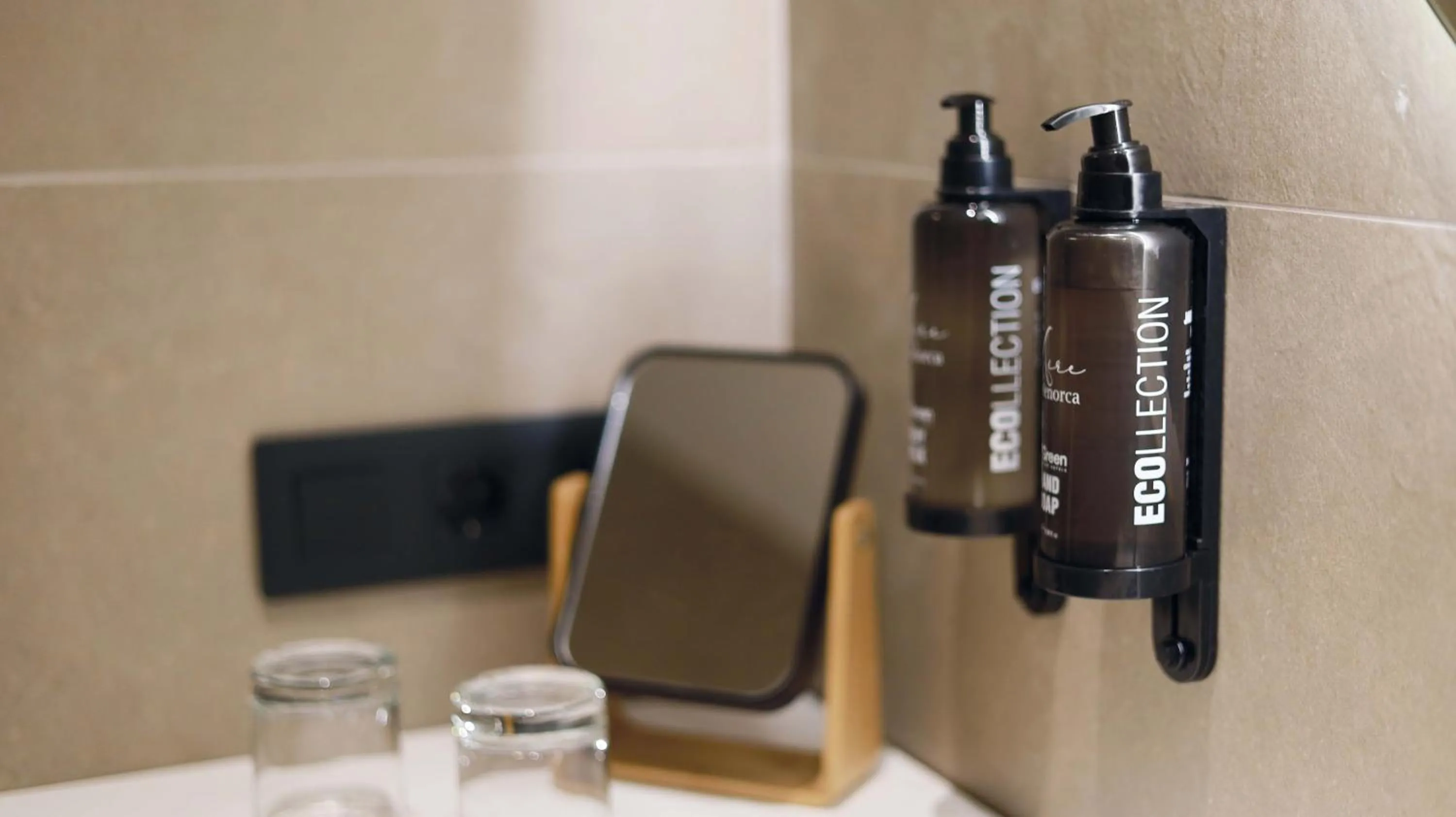 Bathroom in Seth Port Ciutadella