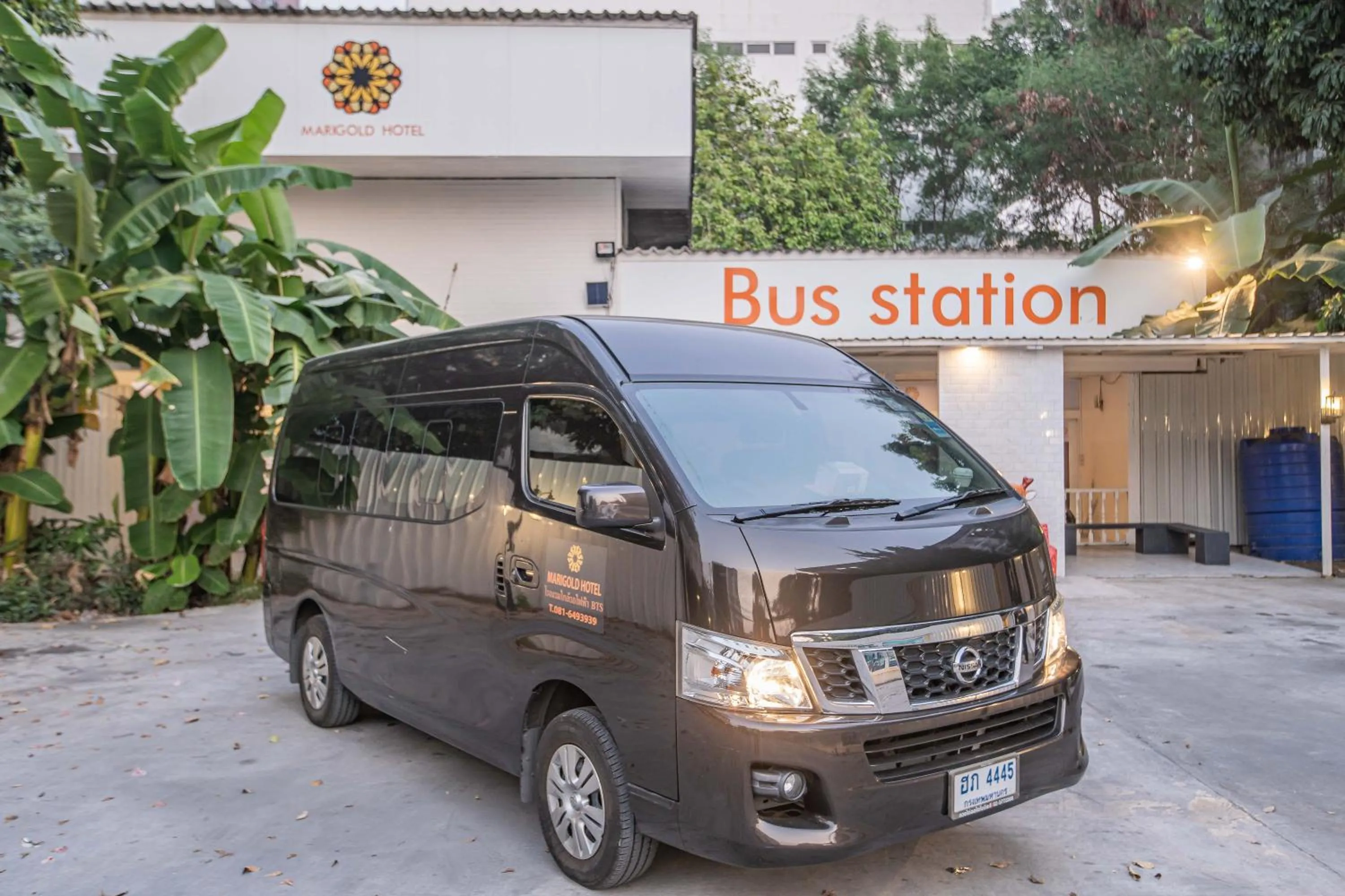 Marigold Sukhumvit - Free Shuttle to BTS Bearing Station
