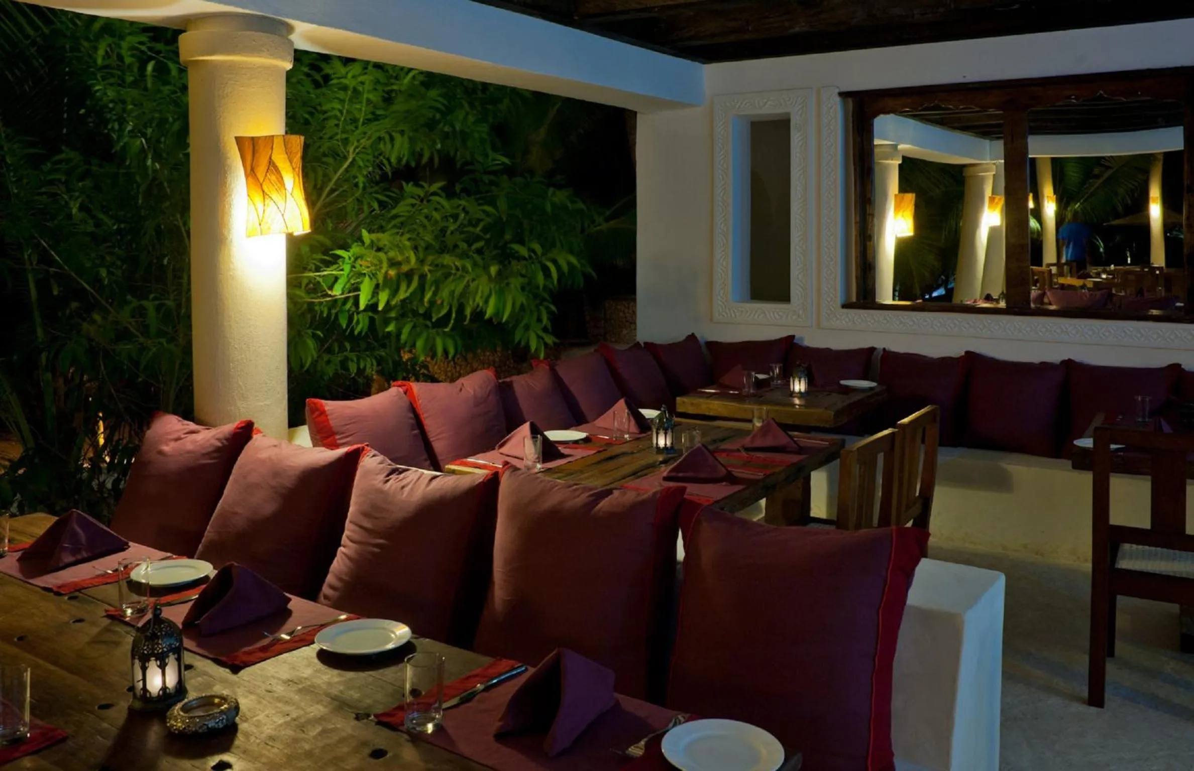 Restaurant/places to eat in Swahili Beach