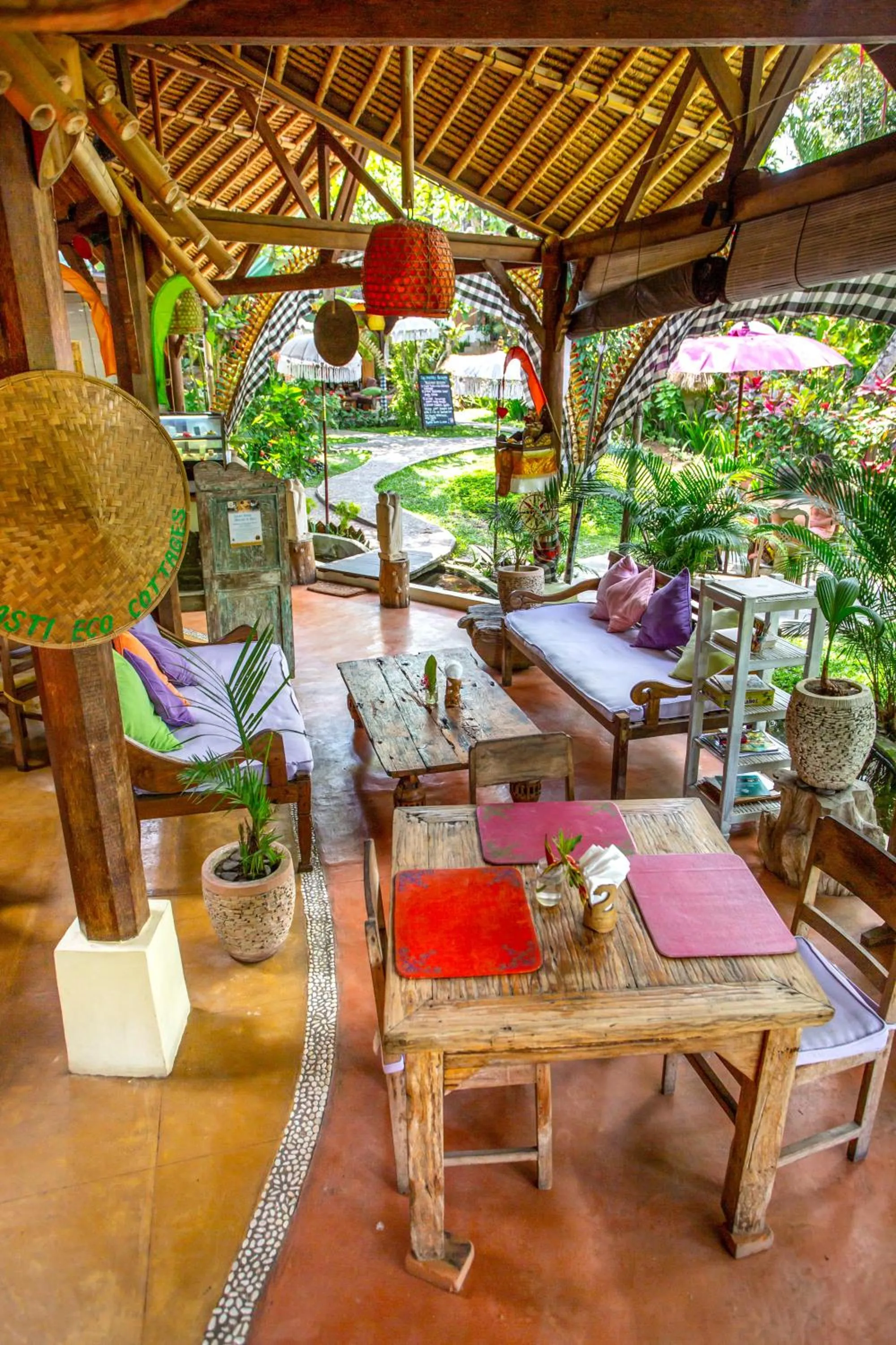 Restaurant/places to eat in Swasti Eco Cottages