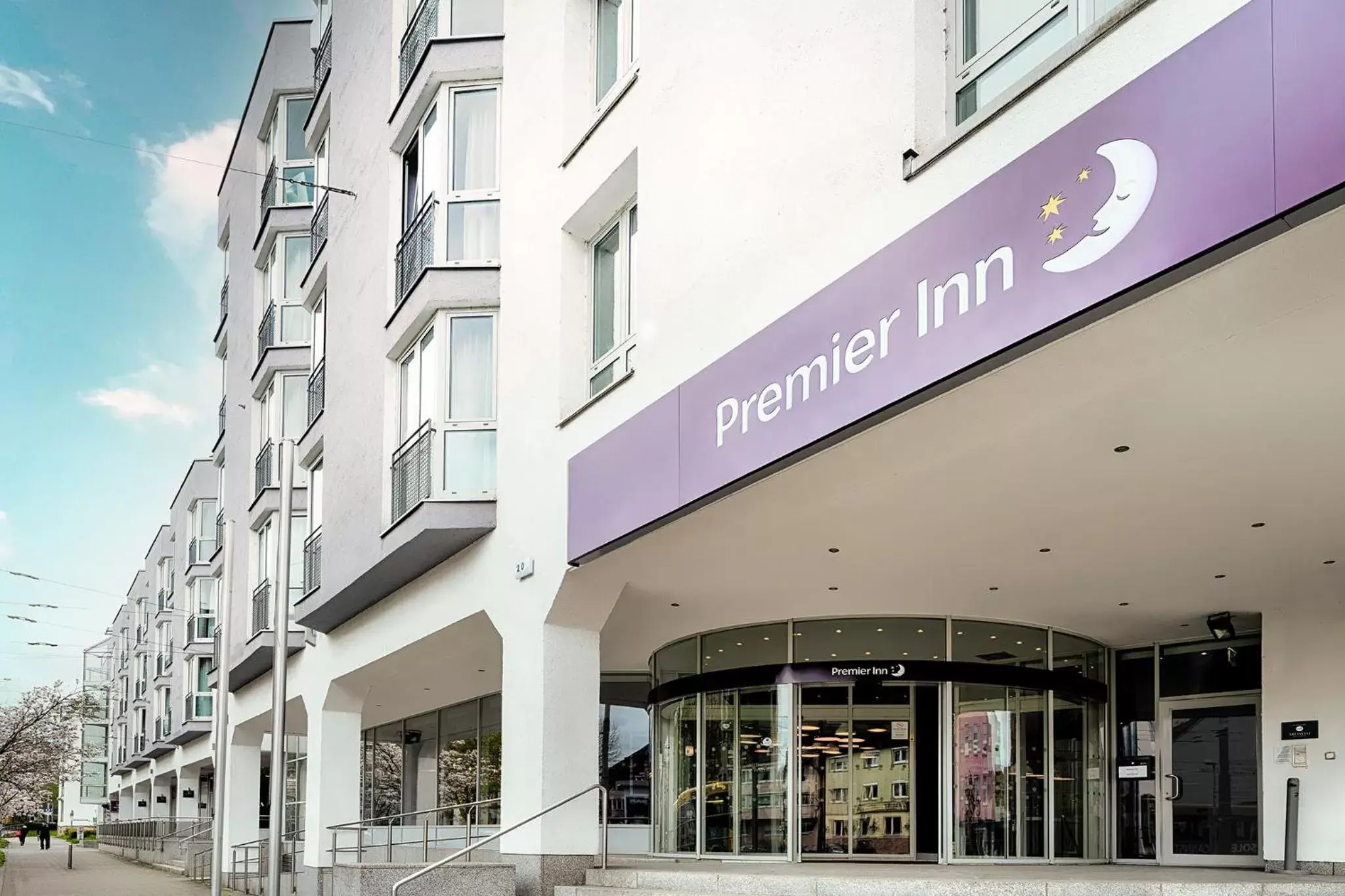 Premier Inn Stuttgart Bad Cannstatt Premier Inn Stuttgart Bad Cannstatt
