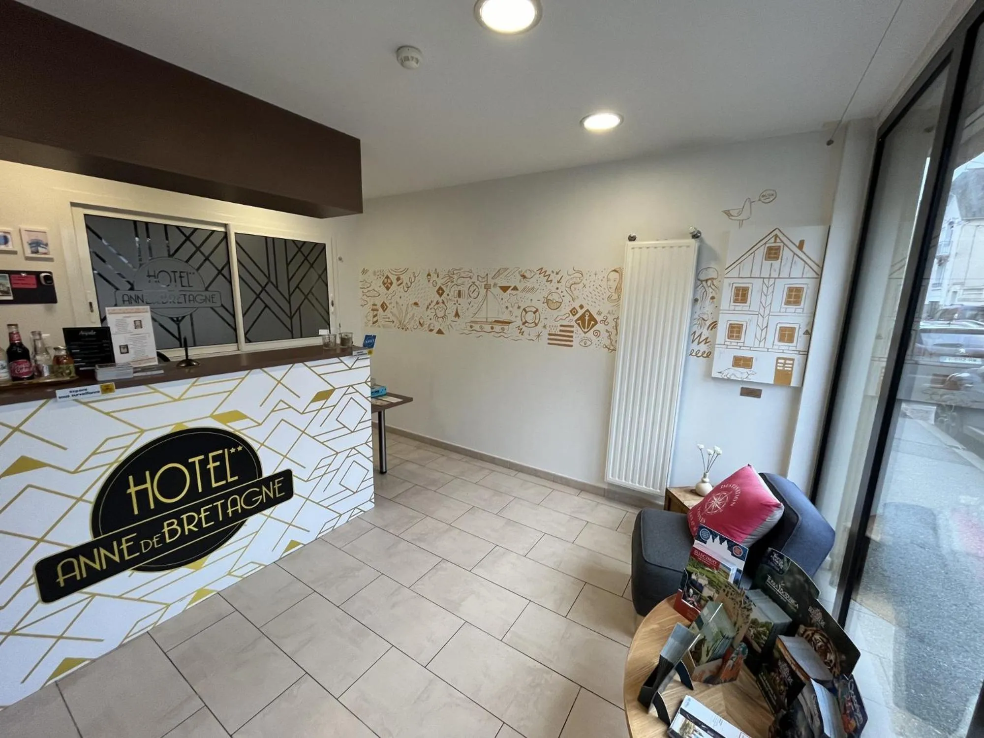 Lobby or reception in Anne De Bretagne