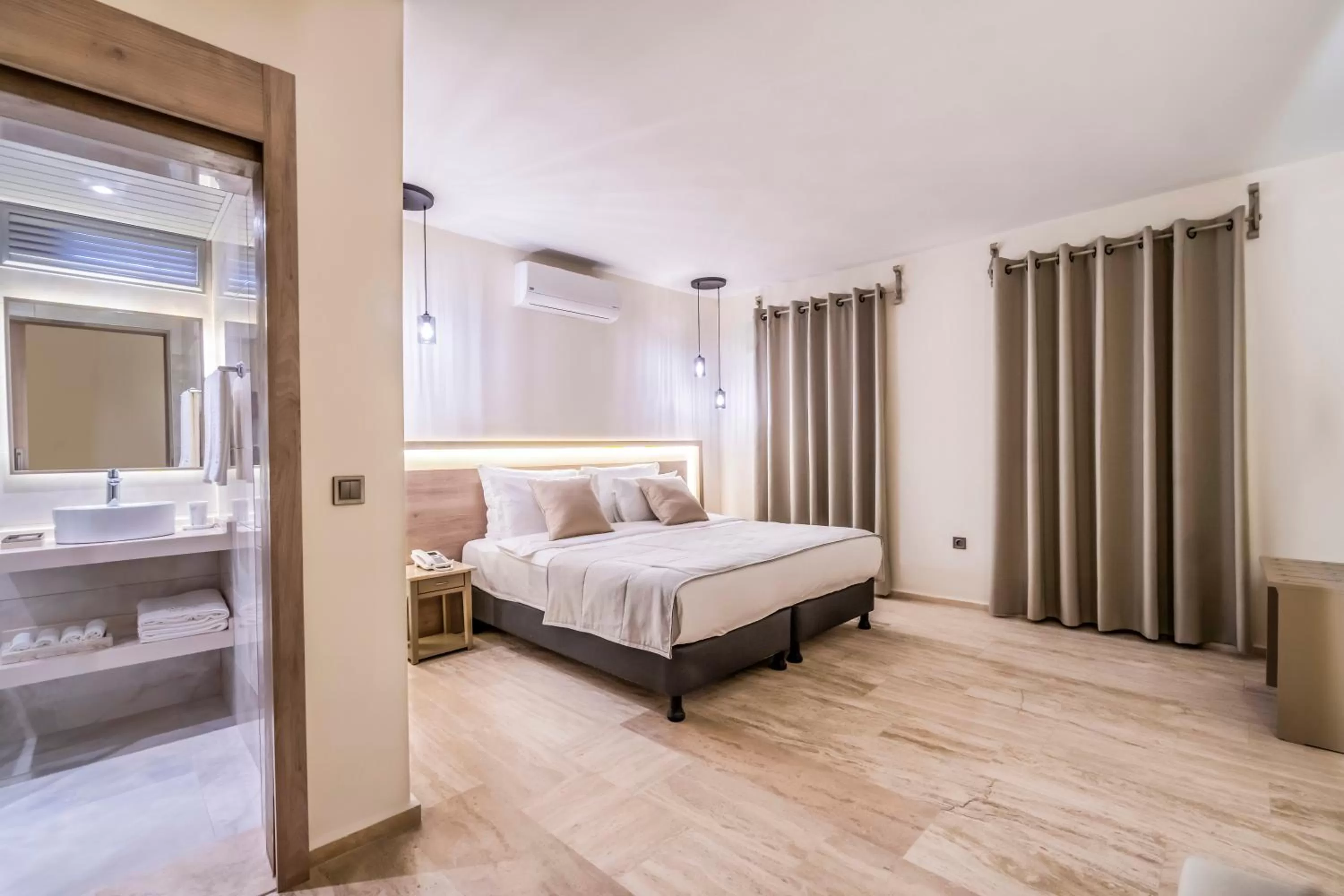 Bedroom, Bed in Manzara Boutique Hotel - Adults Only