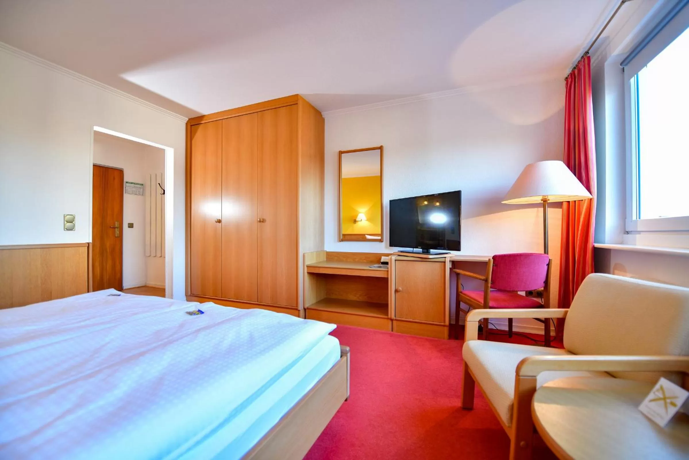 Bed in Hotel Zur Post