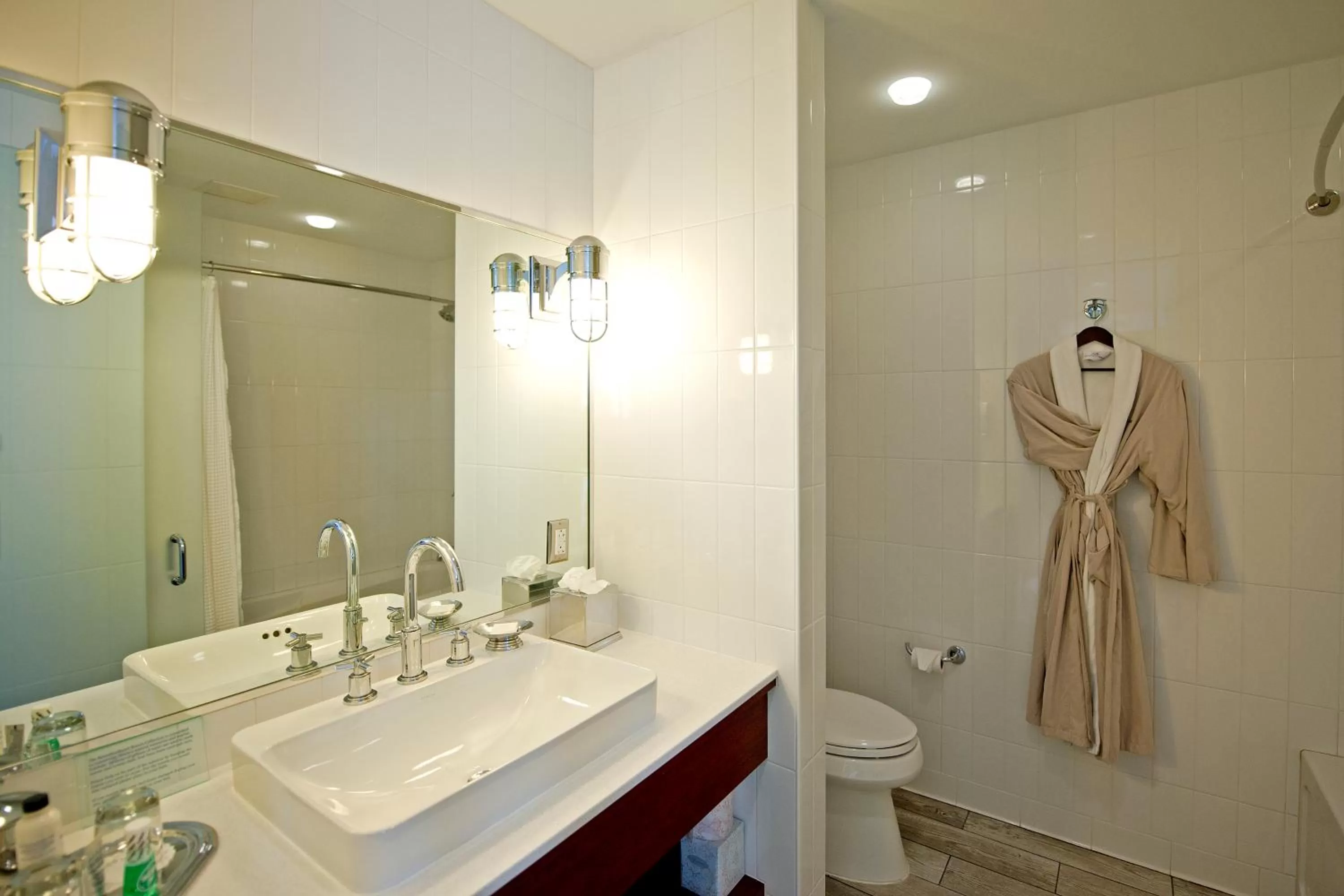 Bathroom in The Boathouse