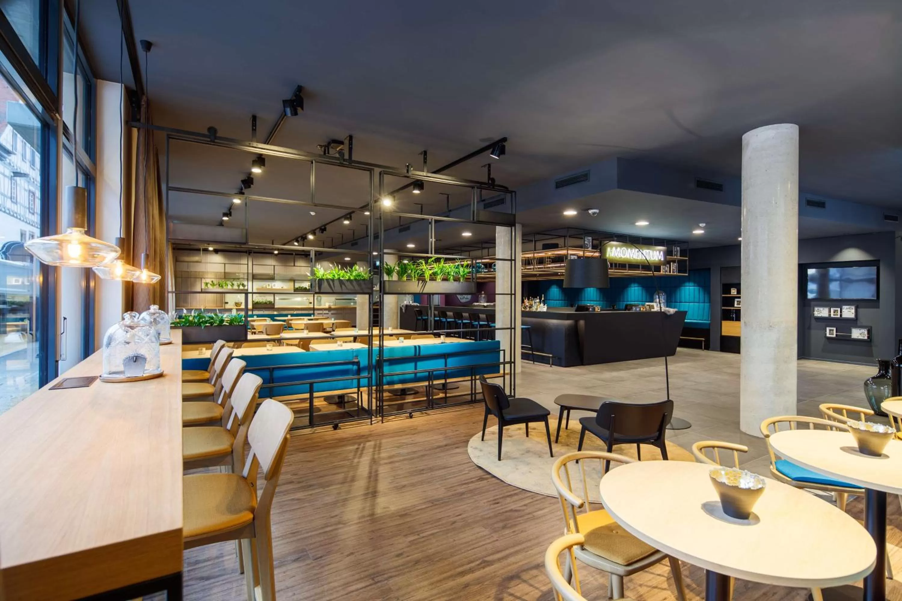 Restaurant/places to eat in elaya hotel goeppingen