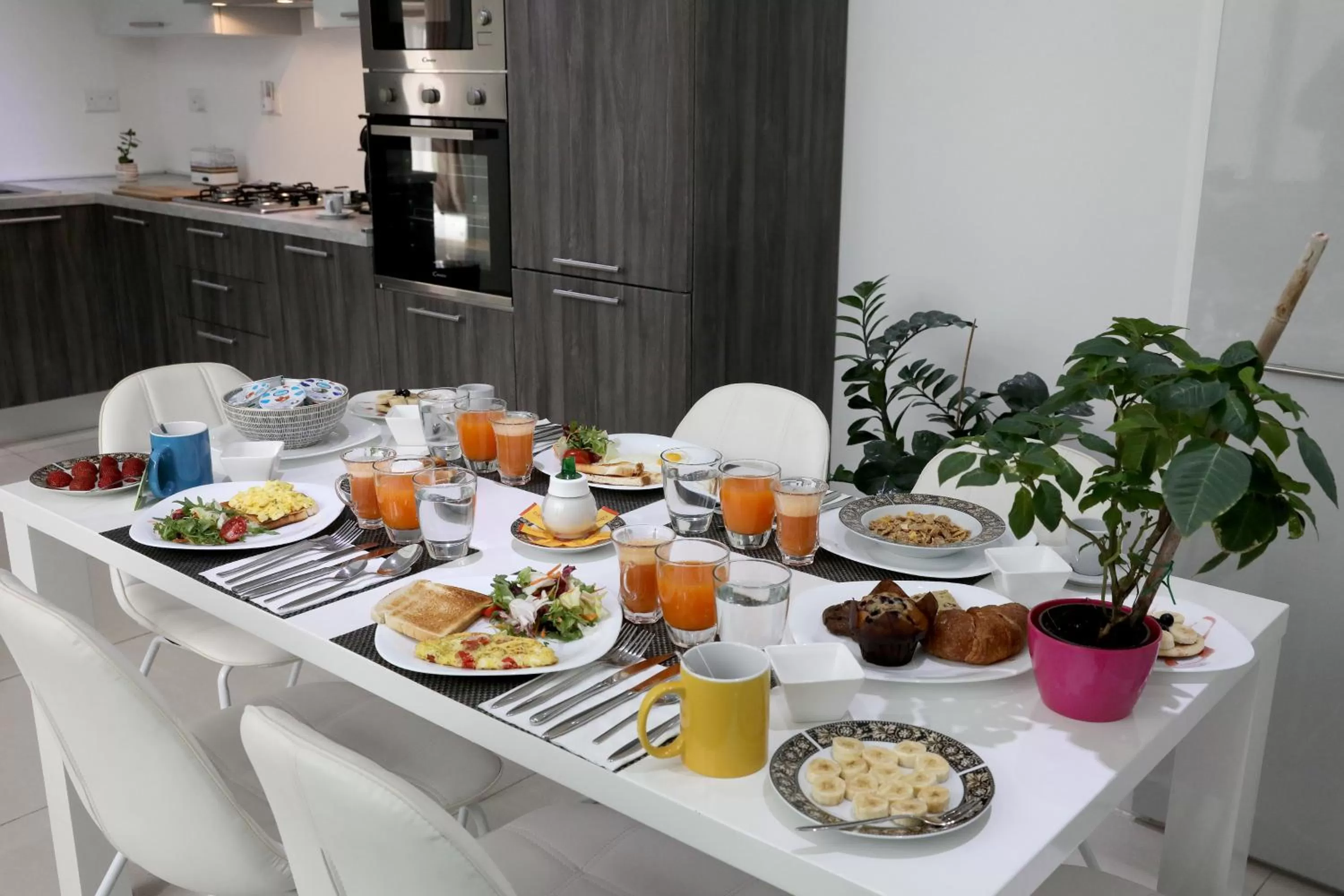 Breakfast in Escape to St Julians