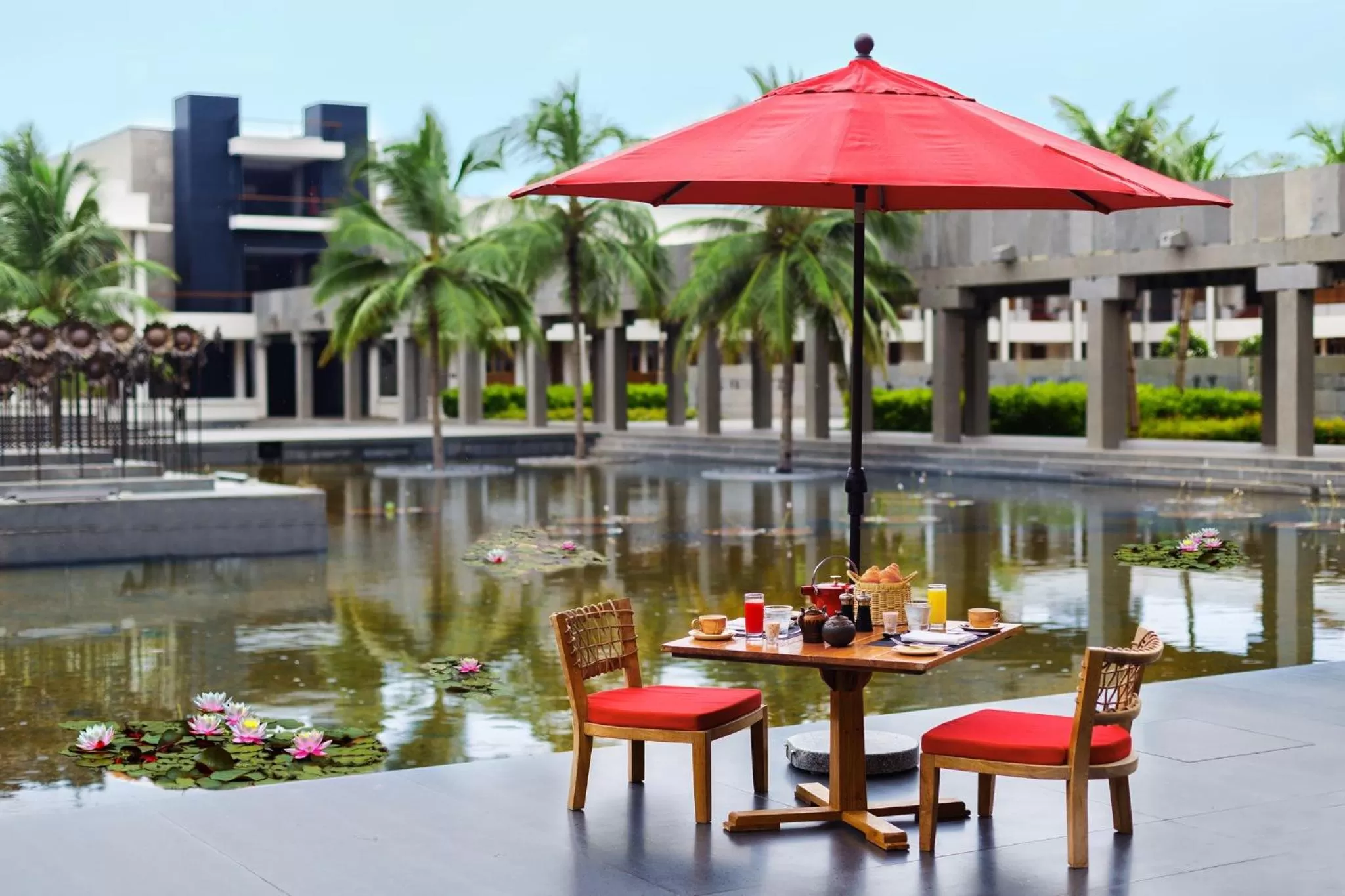 Restaurant/places to eat in InterContinental Chennai Mahabalipuram Resort by IHG