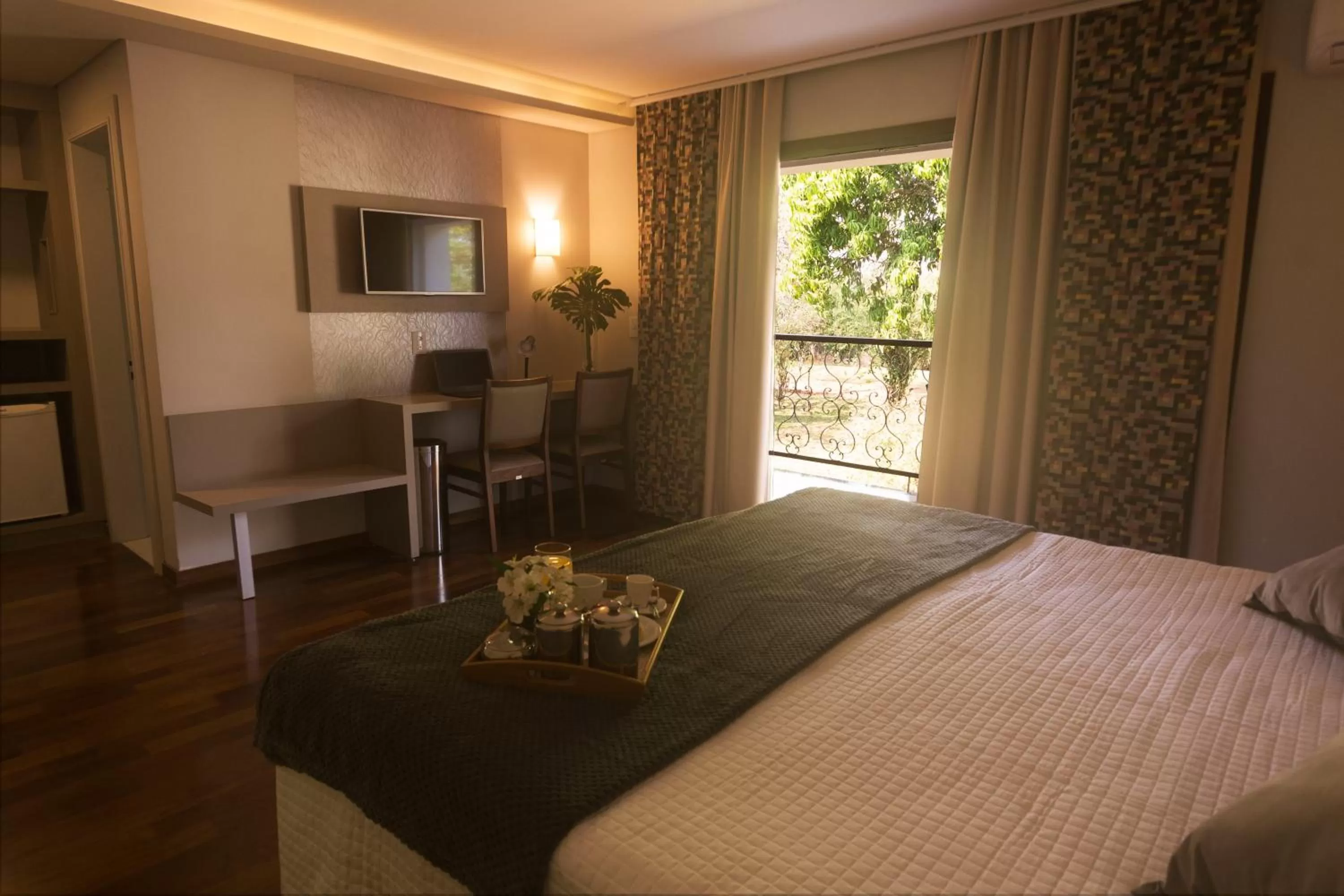Bedroom, Bed in Grand Carimã Resort & Convention Center