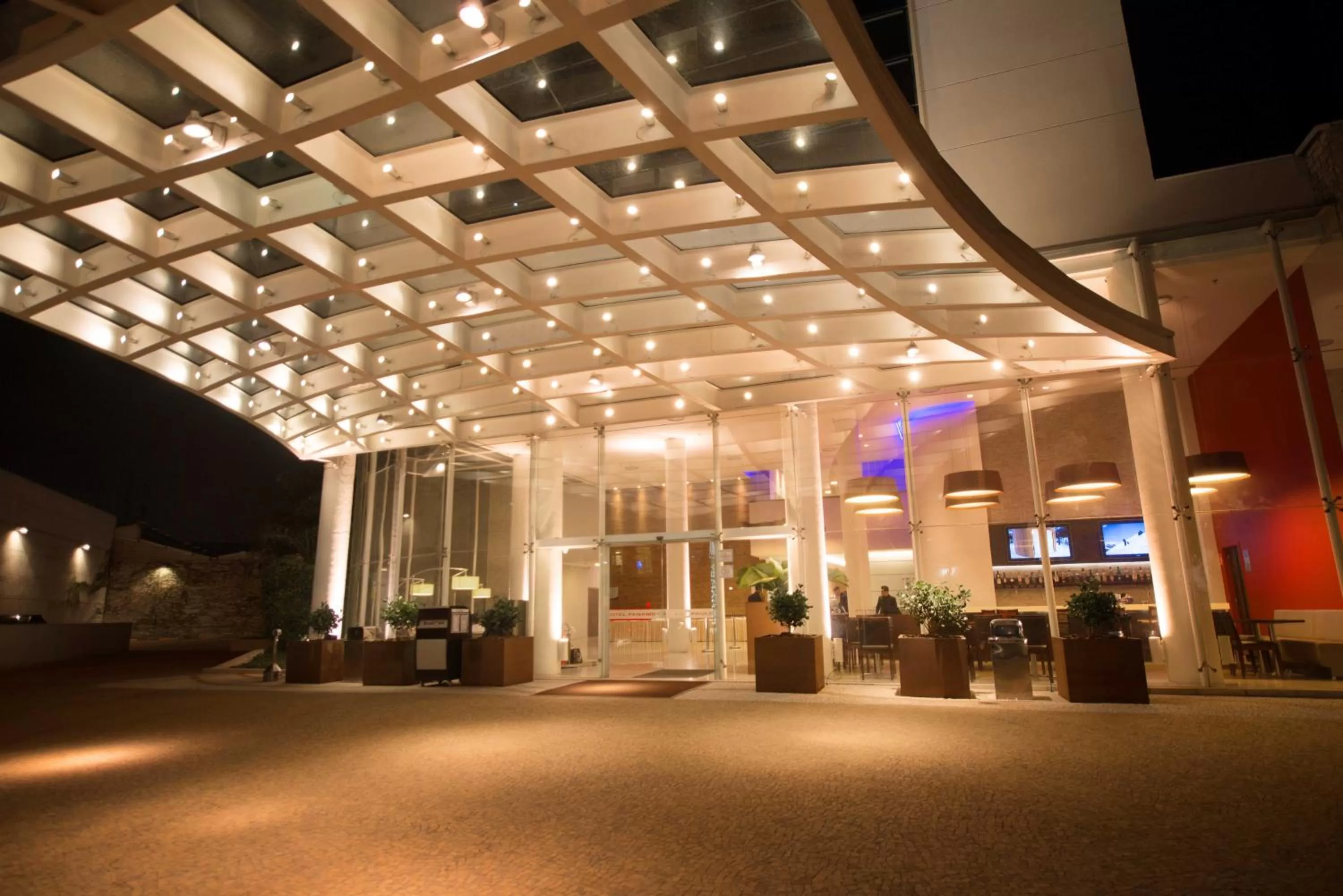 Facade/entrance in Hotel Panamby São Paulo