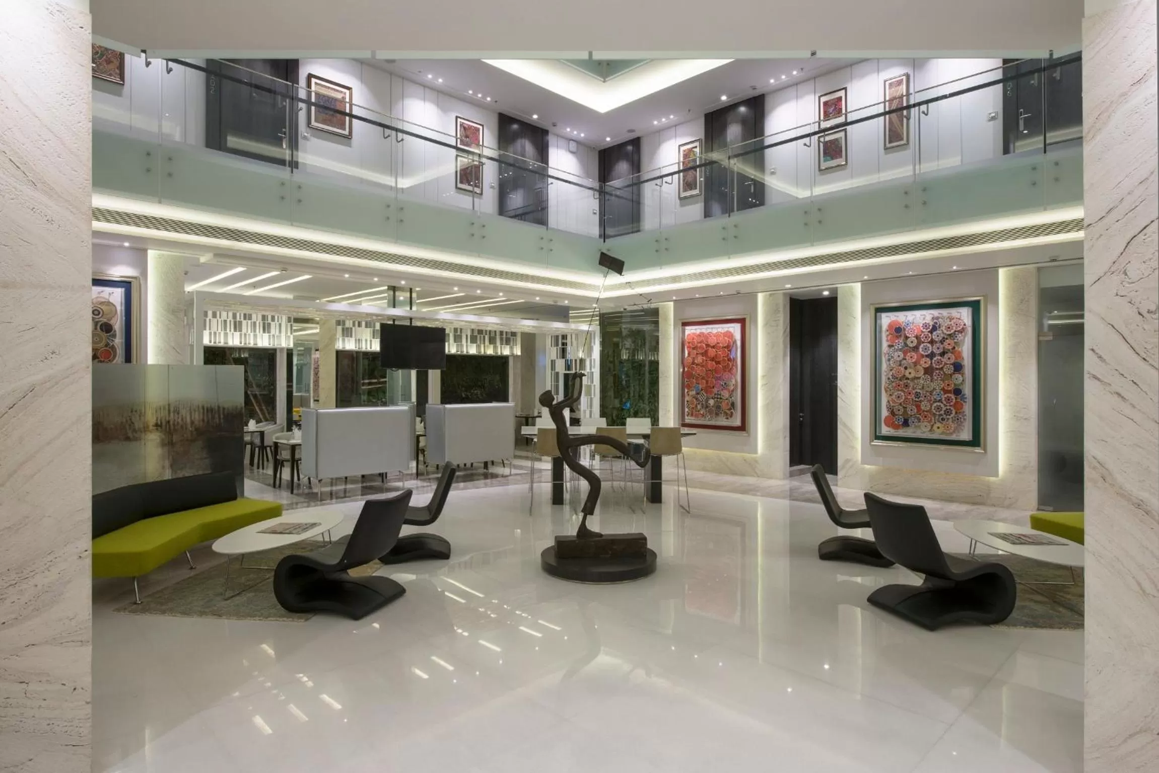 Lobby or reception in Eastin Residences Vadodara