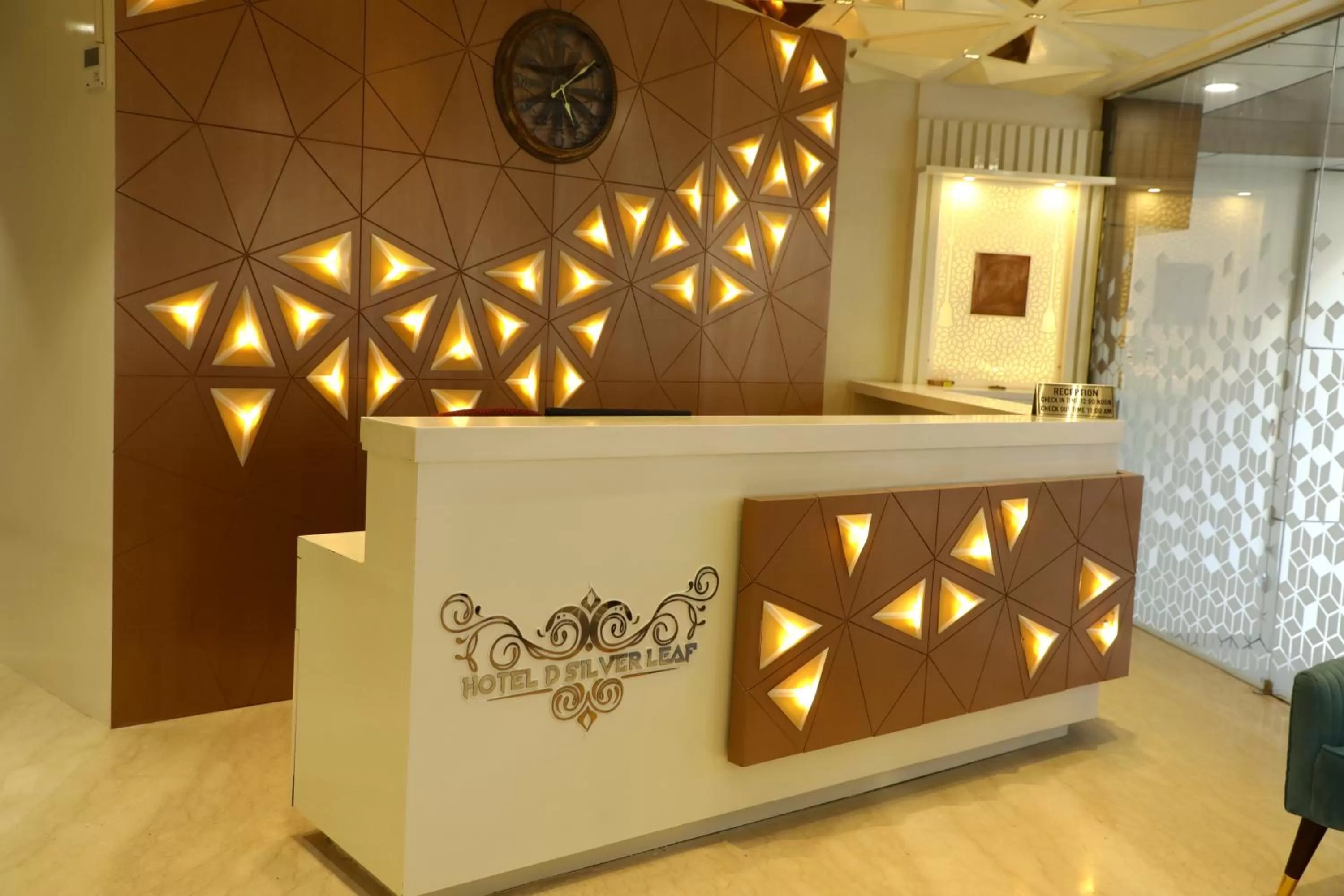 Property logo or sign in Hotel D SilverLeaf