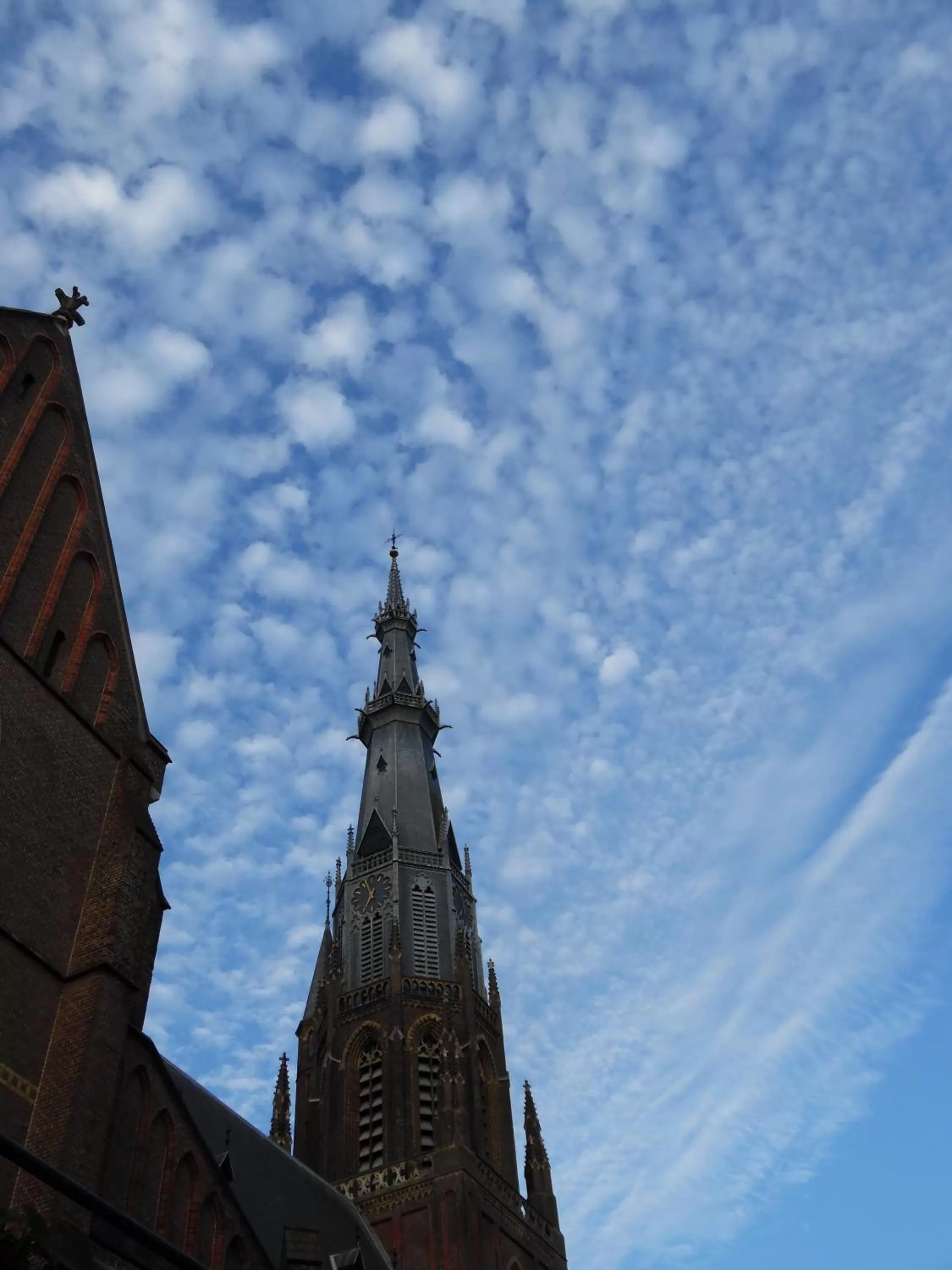 Nearby landmark in Hus