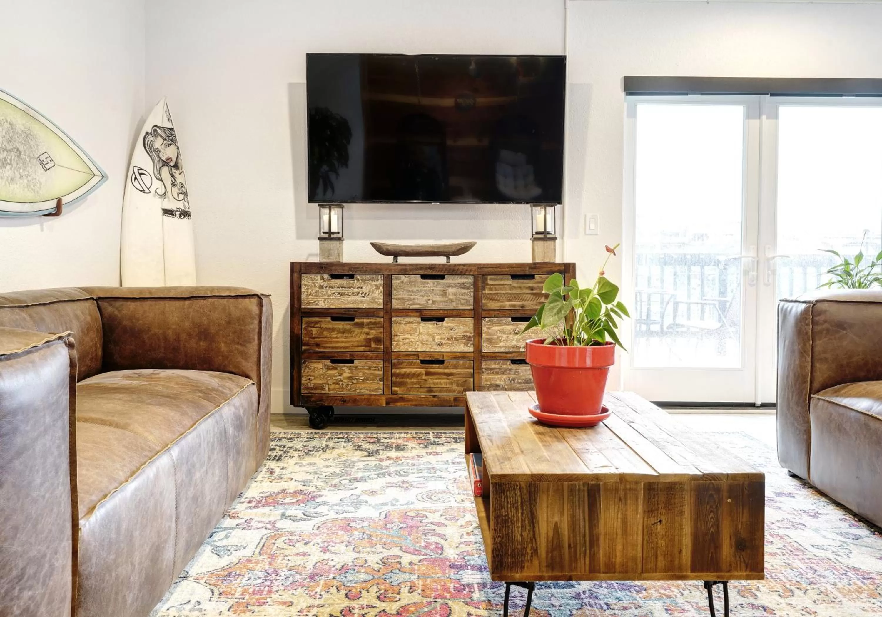 Communal lounge/ TV room in SCP Depoe Bay