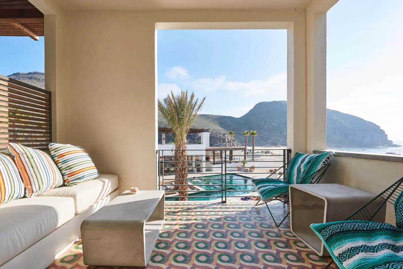 Poolside King with View in Hotel San Cristobal Adults 15+