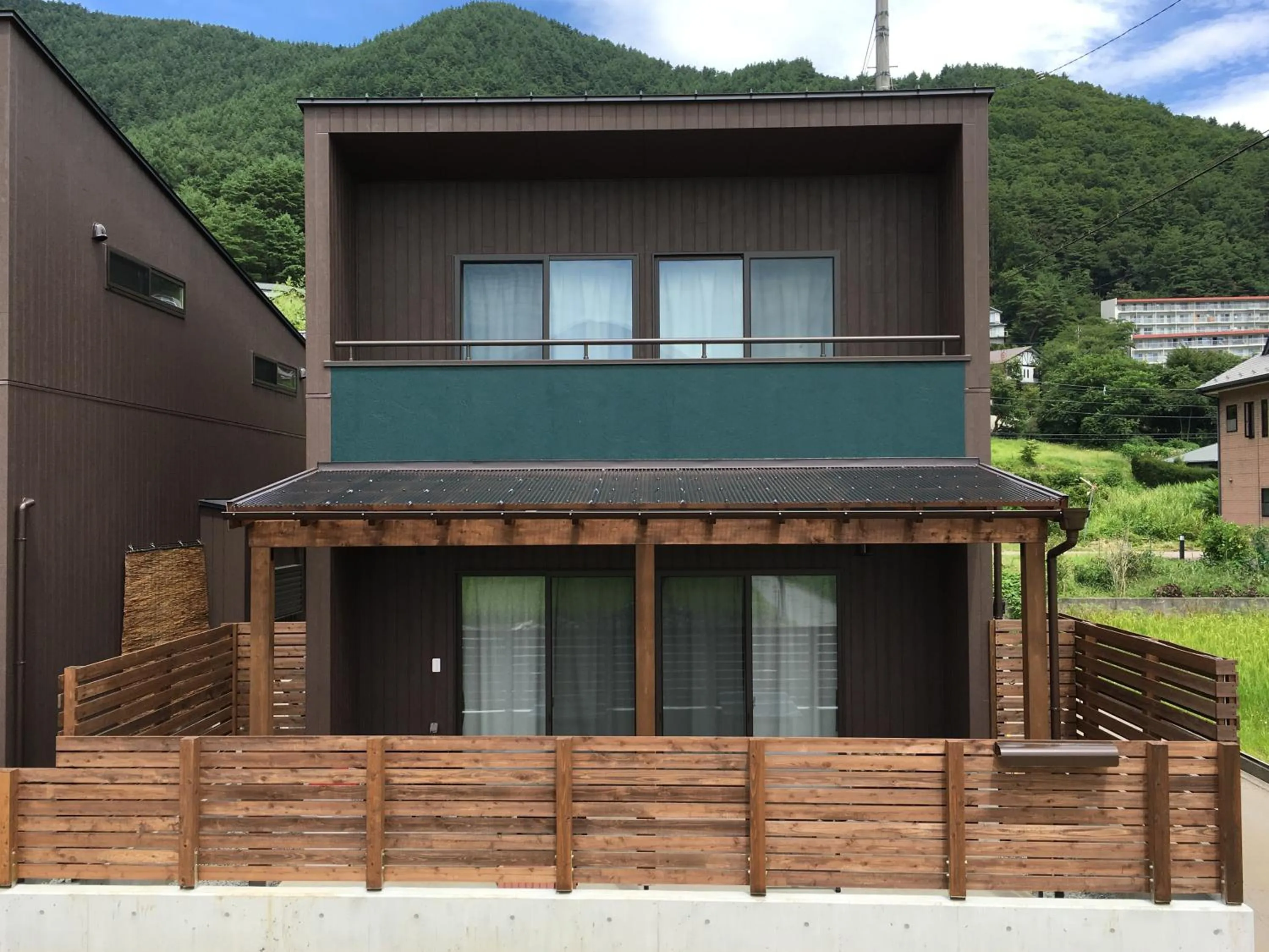 Property building in Villa Orange Cabin