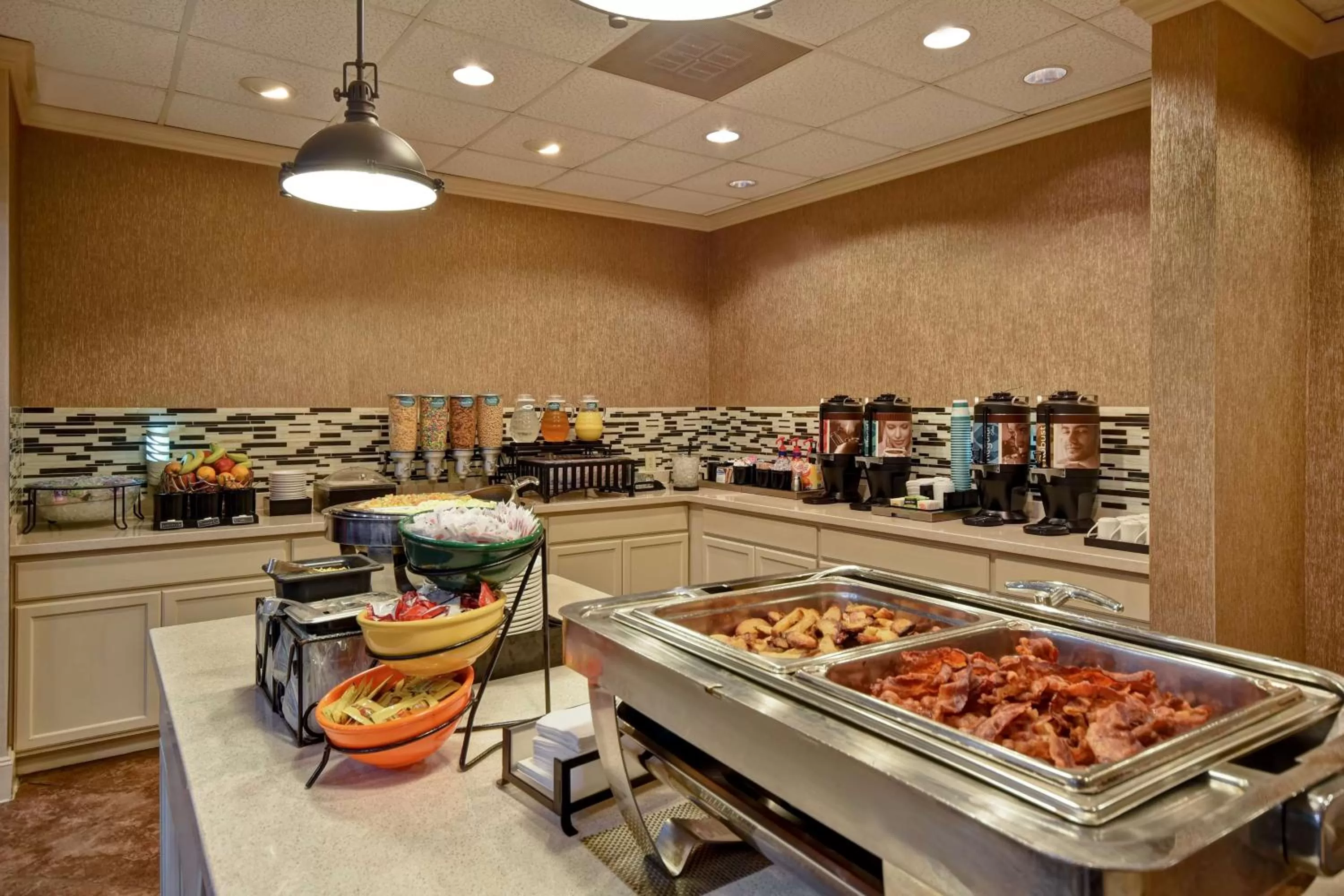 Breakfast in Homewood Suites By Hilton HOU Intercontinental Airport