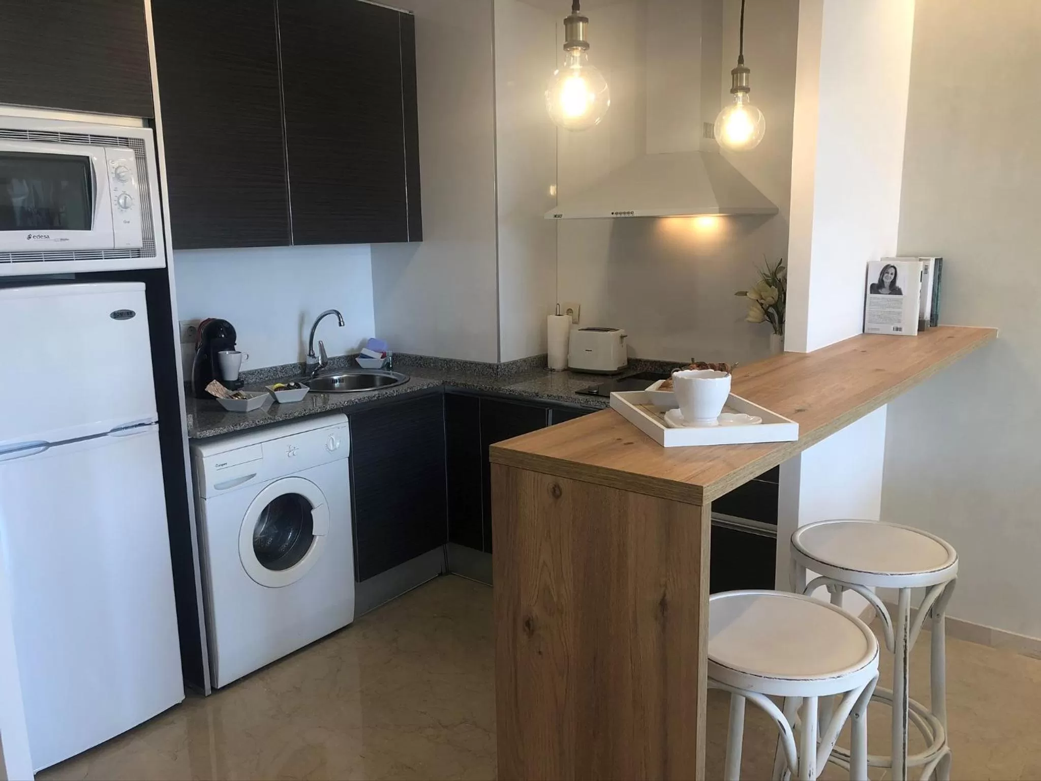 Kitchen or kitchenette in Mediterraneo Sitges