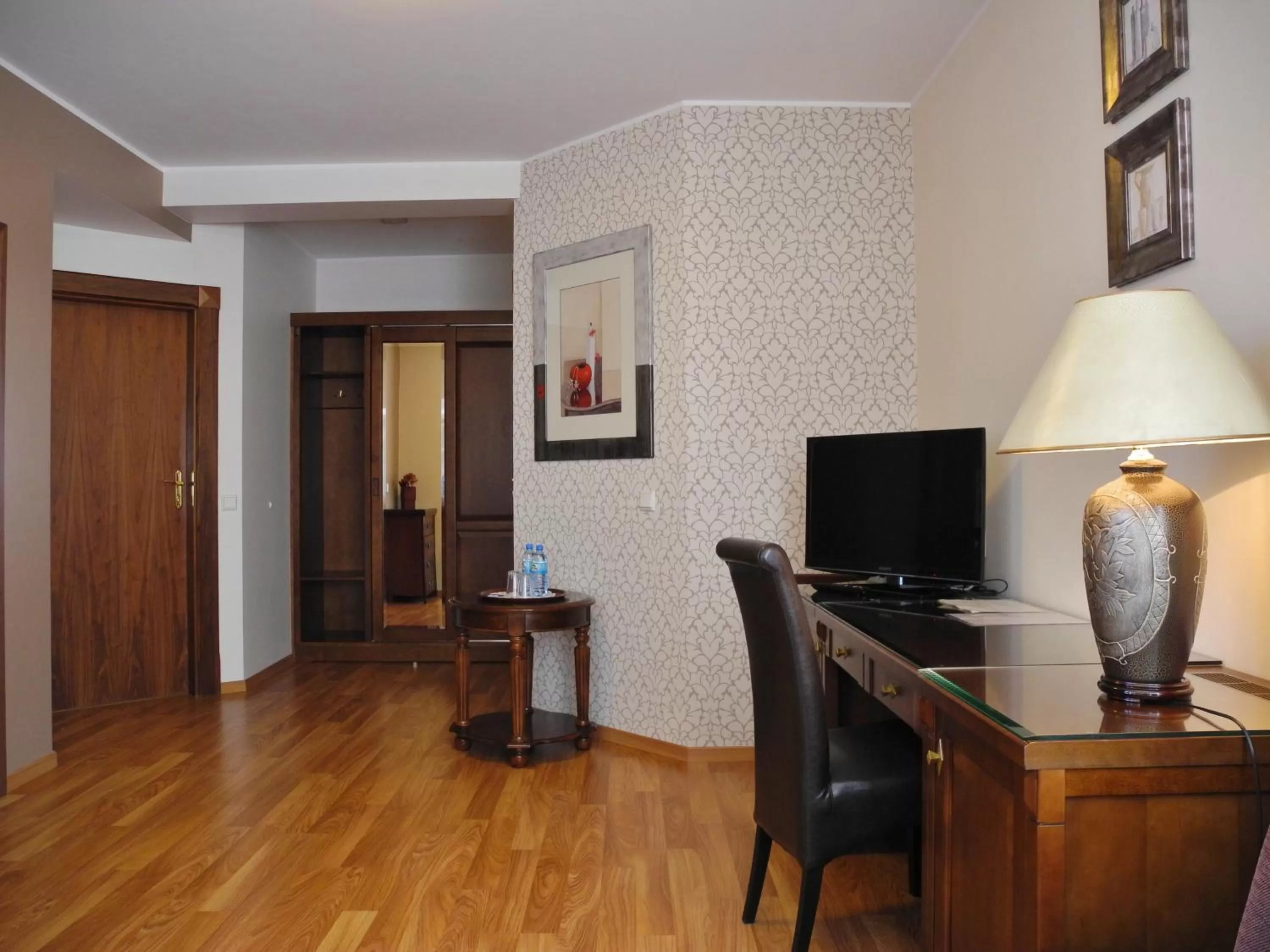 Photo of the whole room in Willa Marea