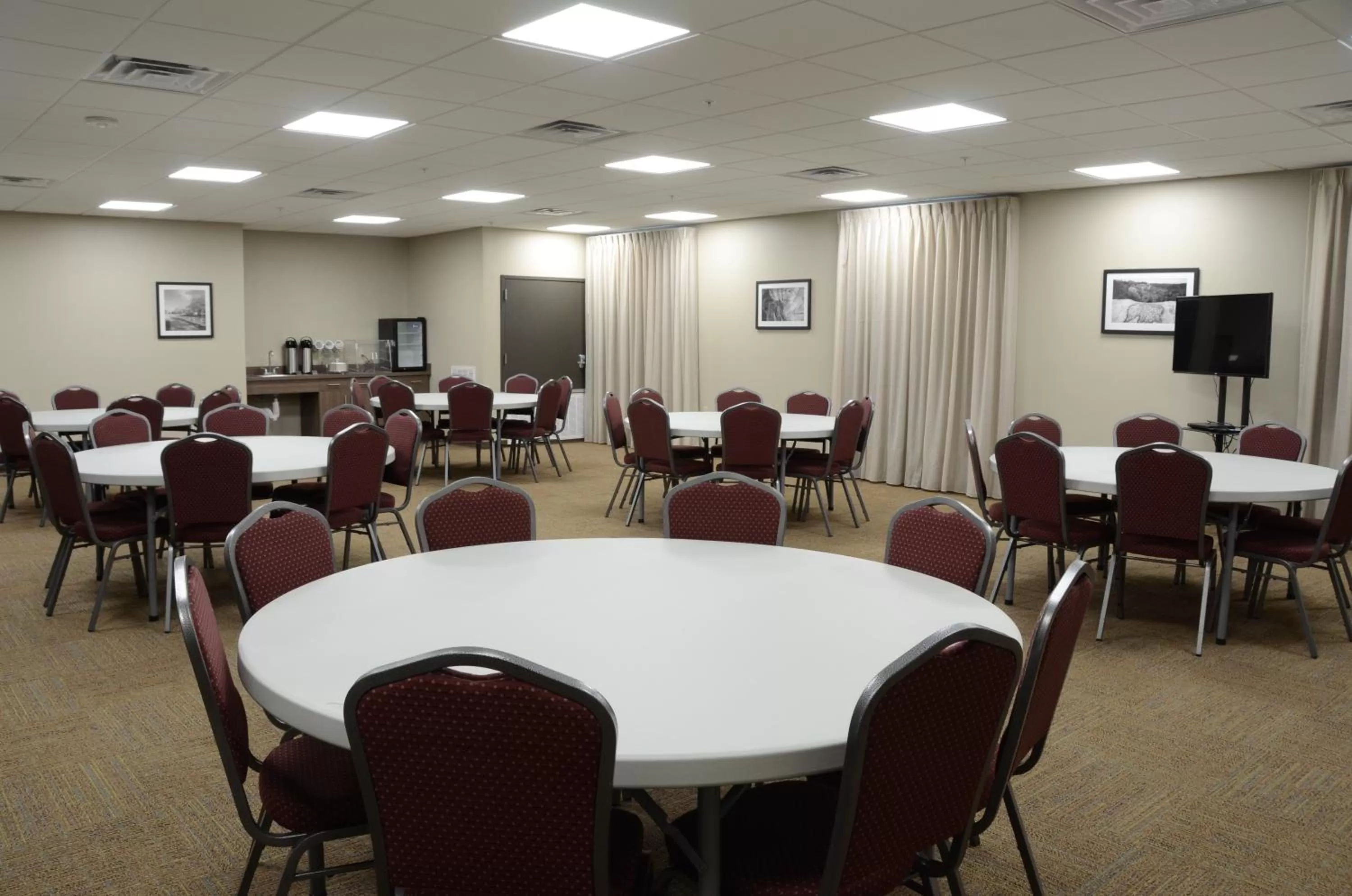 Banquet/Function facilities in MainStay Suites Bowling Green North