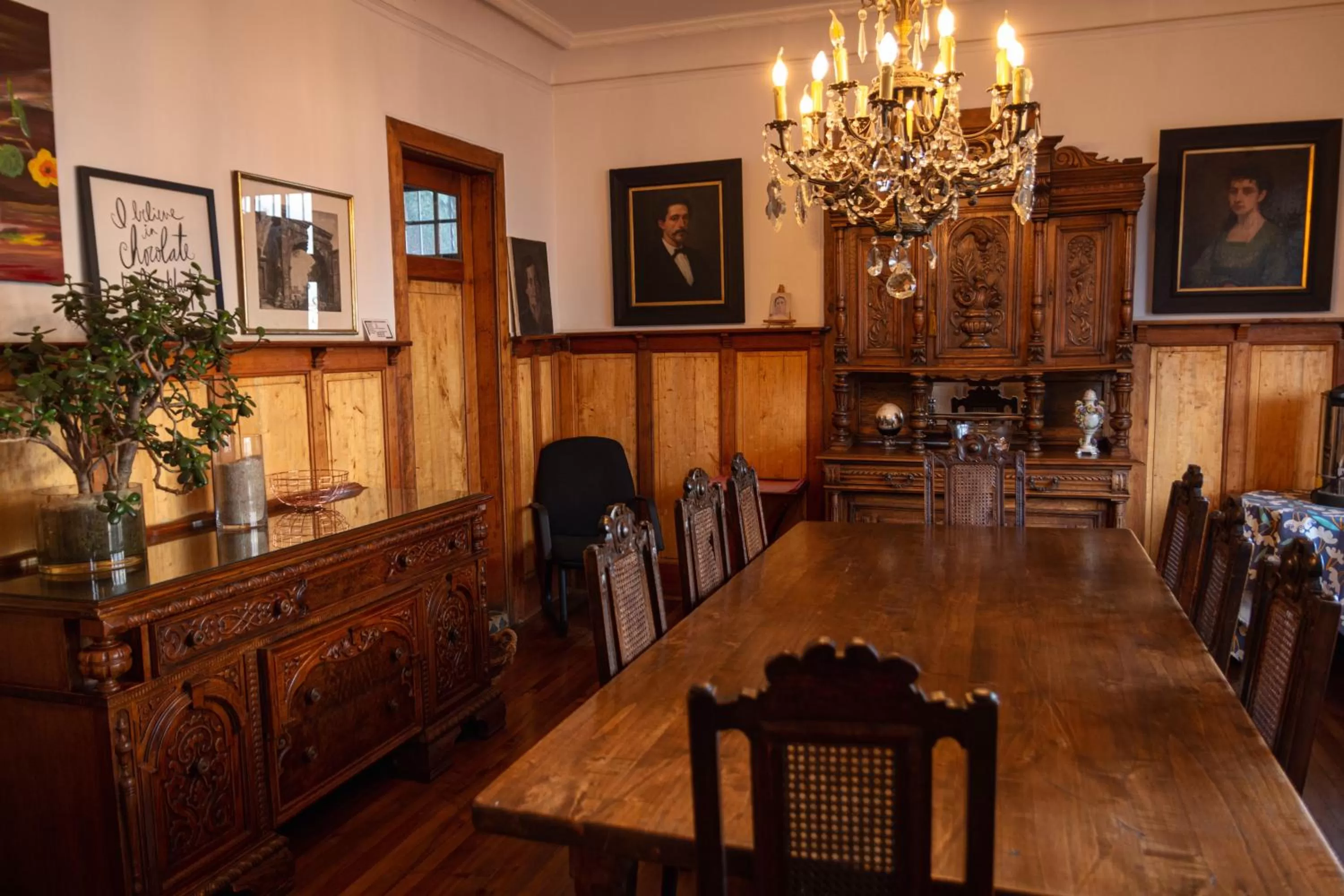 Decorative detail in Chocolate Manor House Hotel Boutique