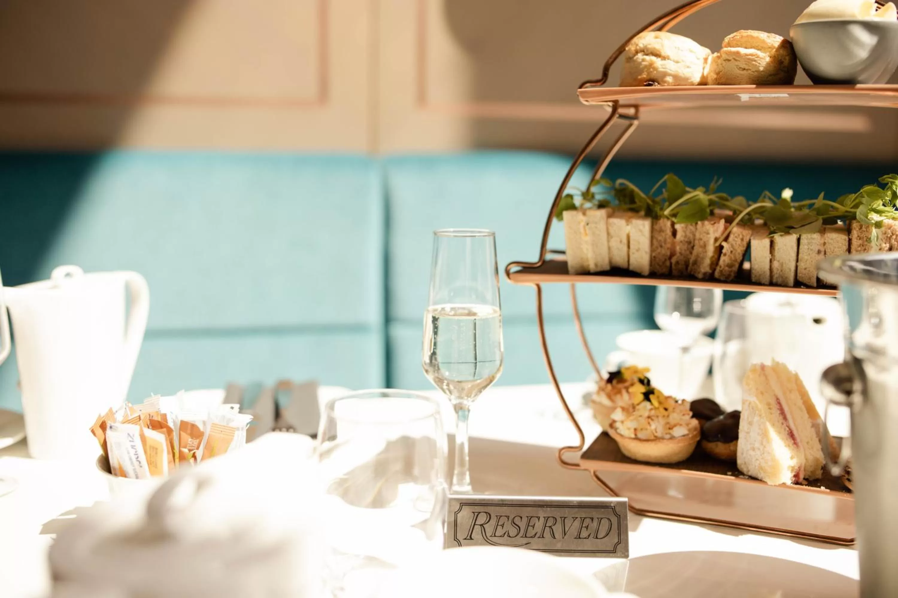 Food and drinks in Clayton Hotel Manchester City Centre