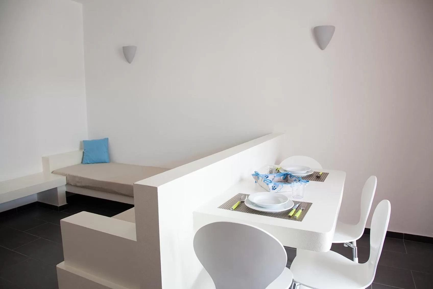 Dining area in Cala da Lua apartments