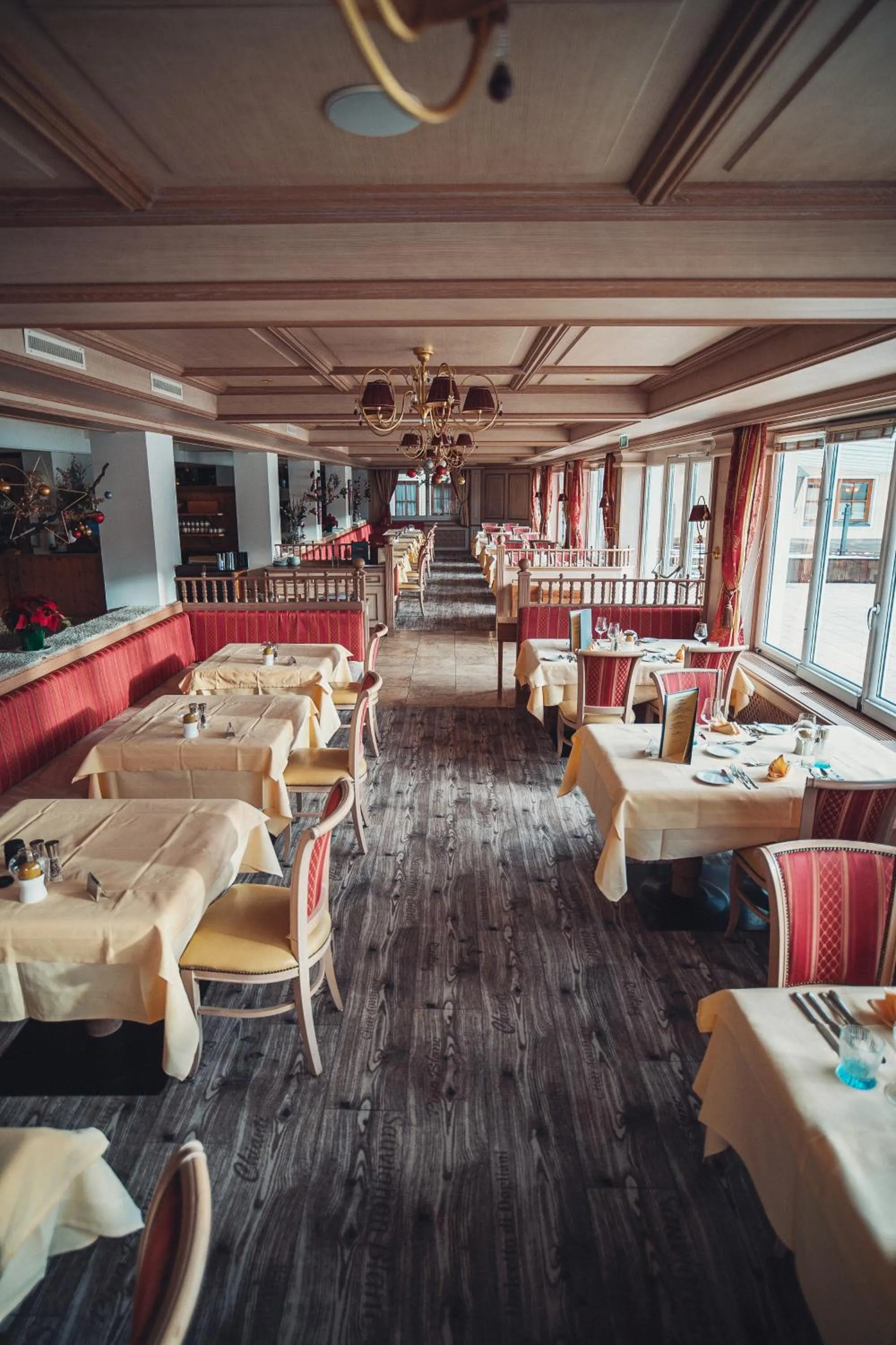 Restaurant/places to eat in Alpenpark Resort Superior