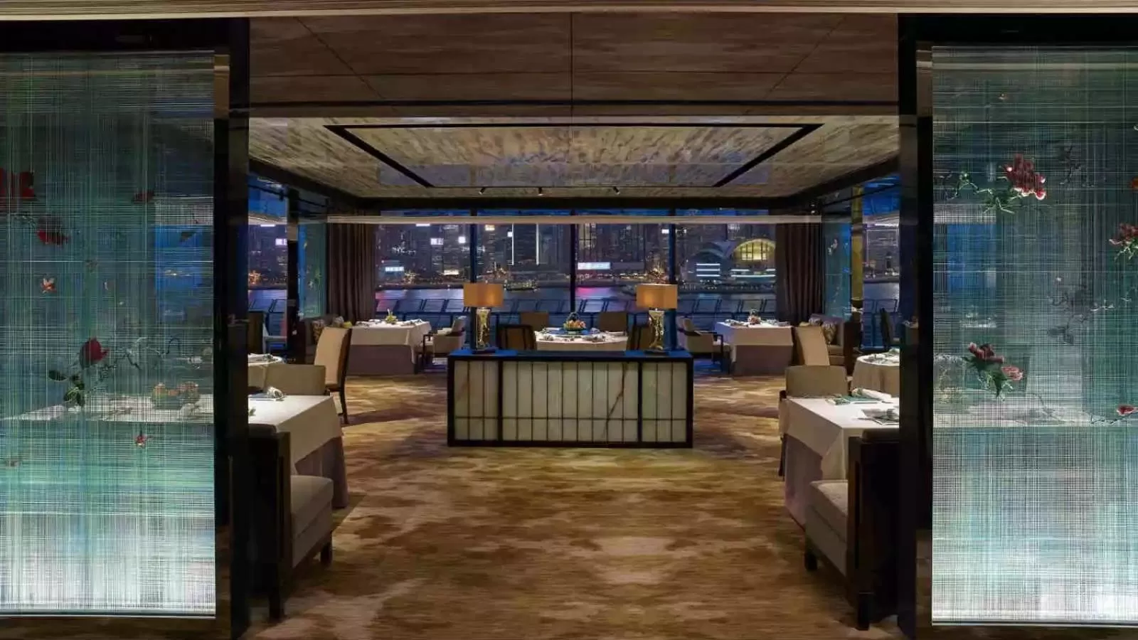 Restaurant/places to eat in Regent Hong Kong