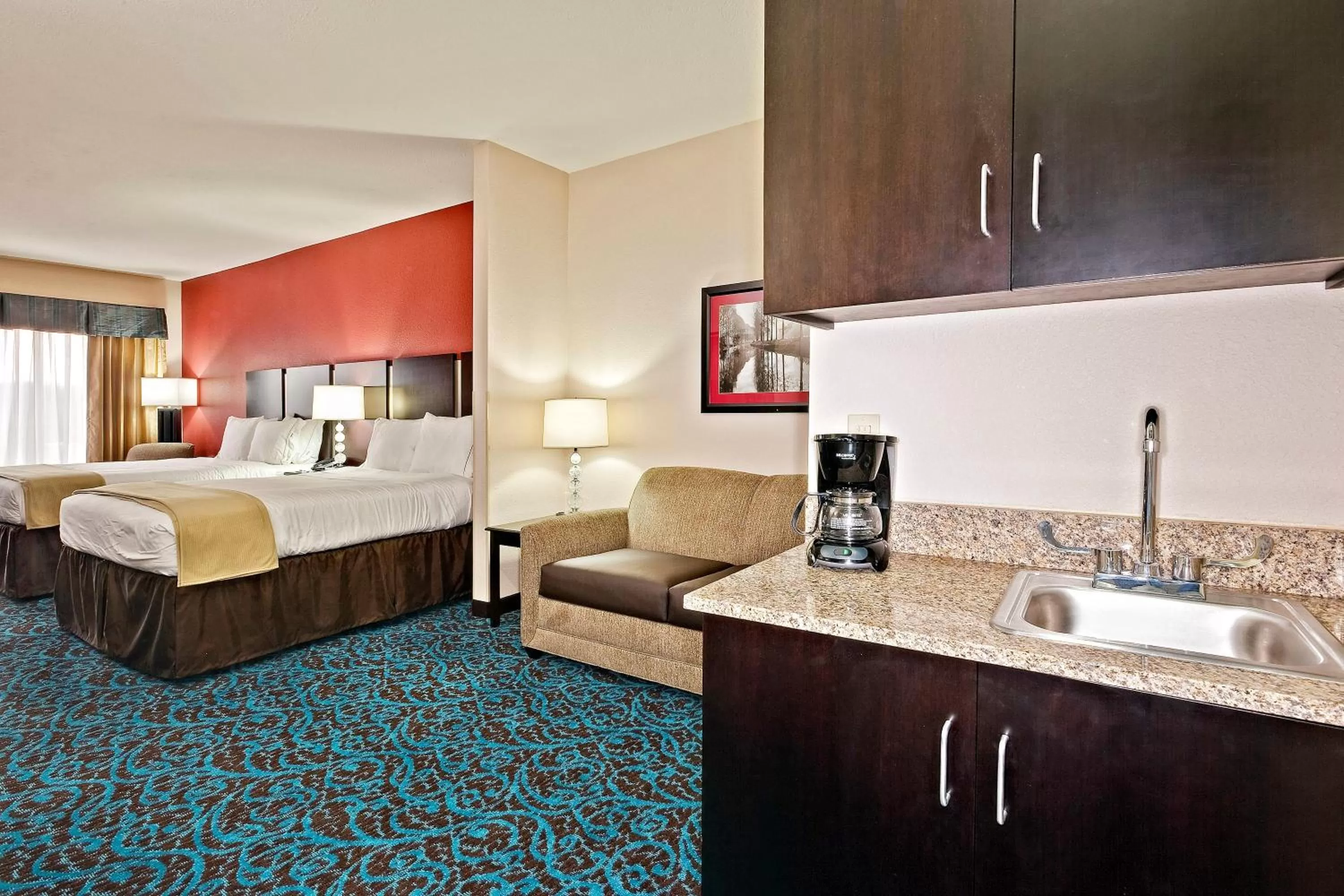 Photo of the whole room in Holiday Inn Express & Suites - New Philadelphia Southwest, an IHG Hotel