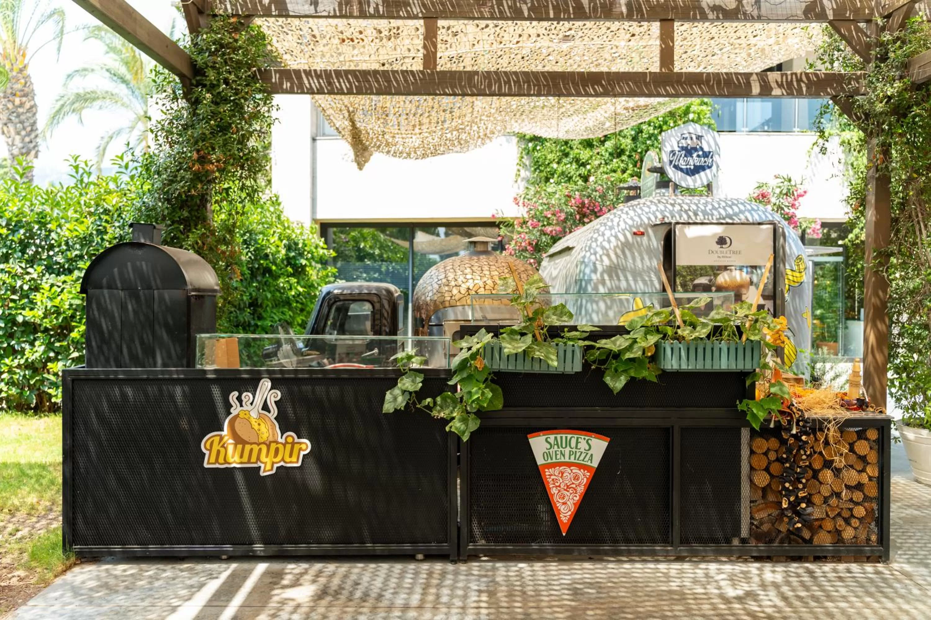 Dining area in DoubleTree by Hilton Antalya-Kemer All-Inclusive Resort