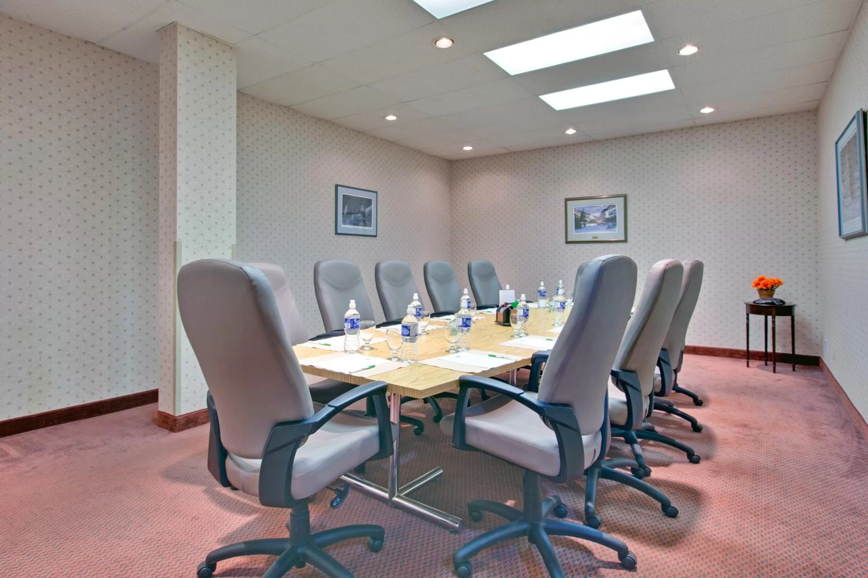 Banquet/Function facilities in Days Inn by Wyndham Stephenville