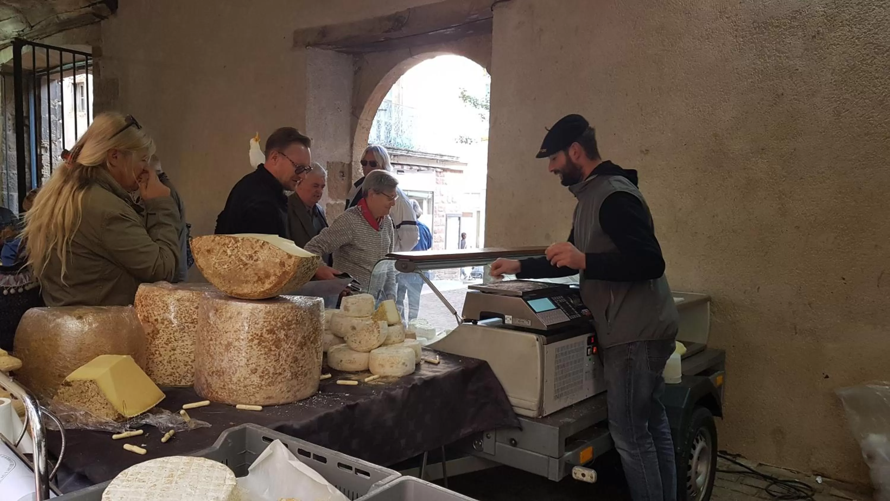 Supermarket/grocery shop in Chateau Ricard