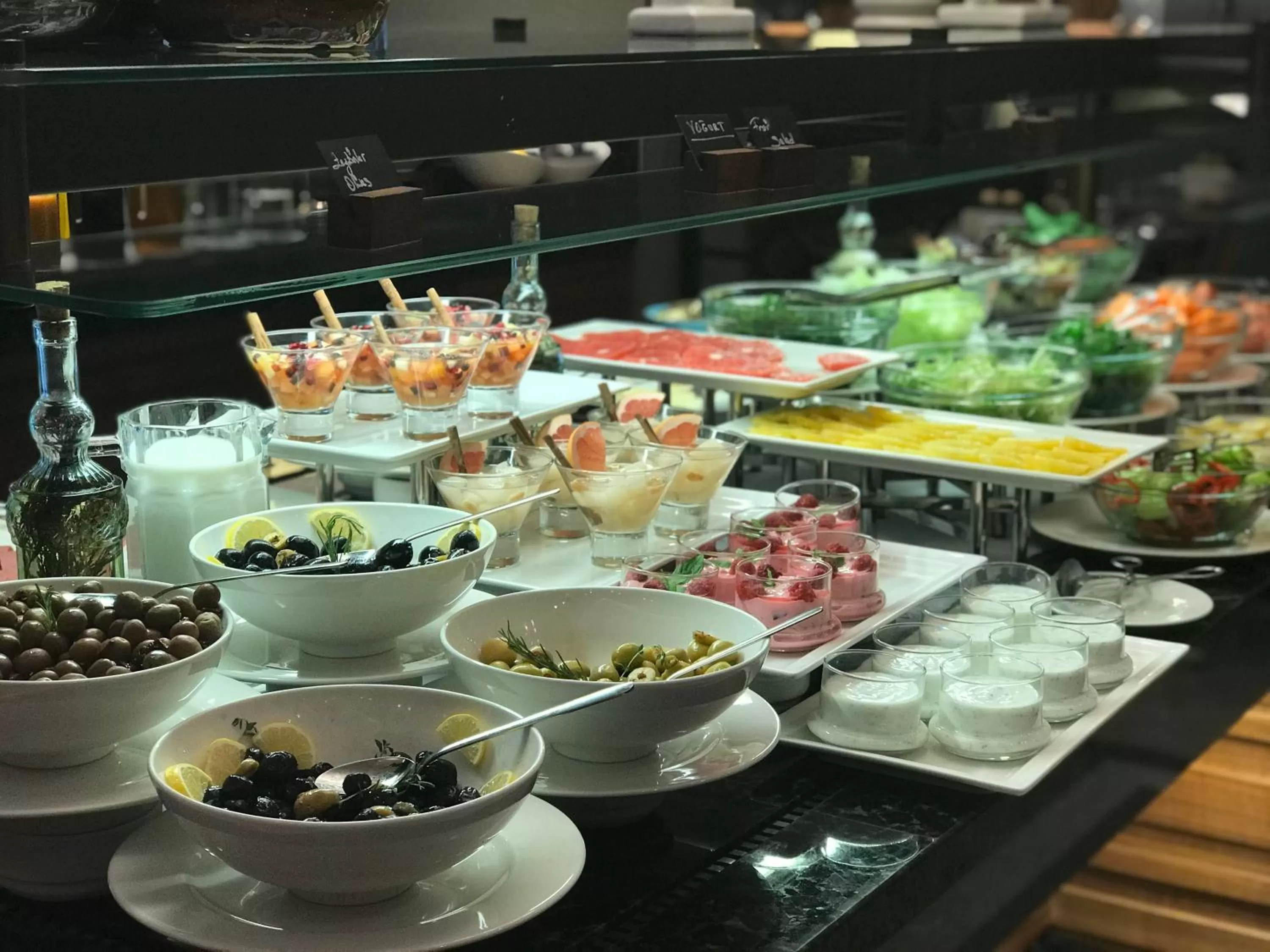 Restaurant/places to eat in Holiday Inn Bursa - City Centre by IHG