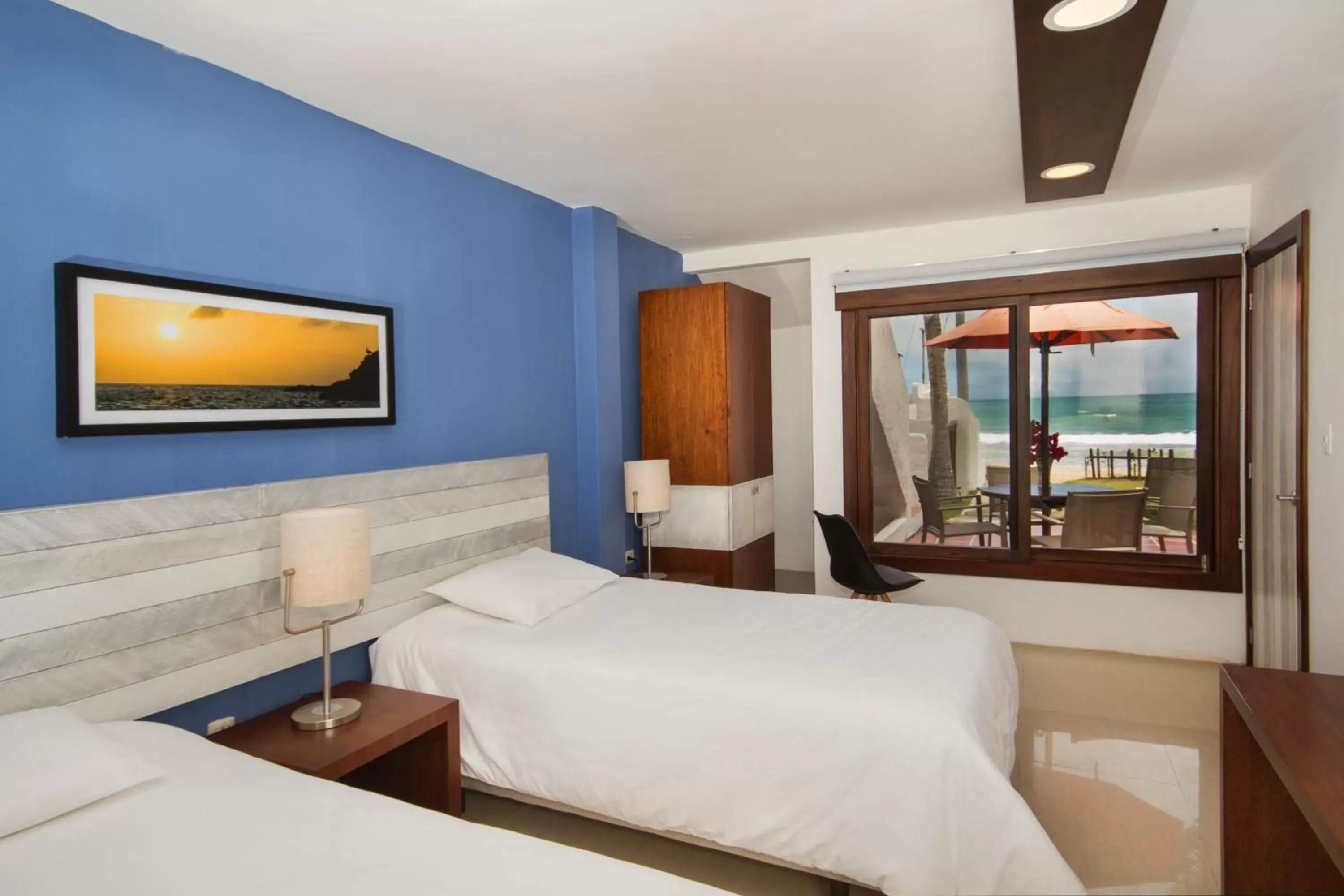 Twin Room with Sea View in Casita de la Playa Twin Room with Sea View in Casita de la Playa