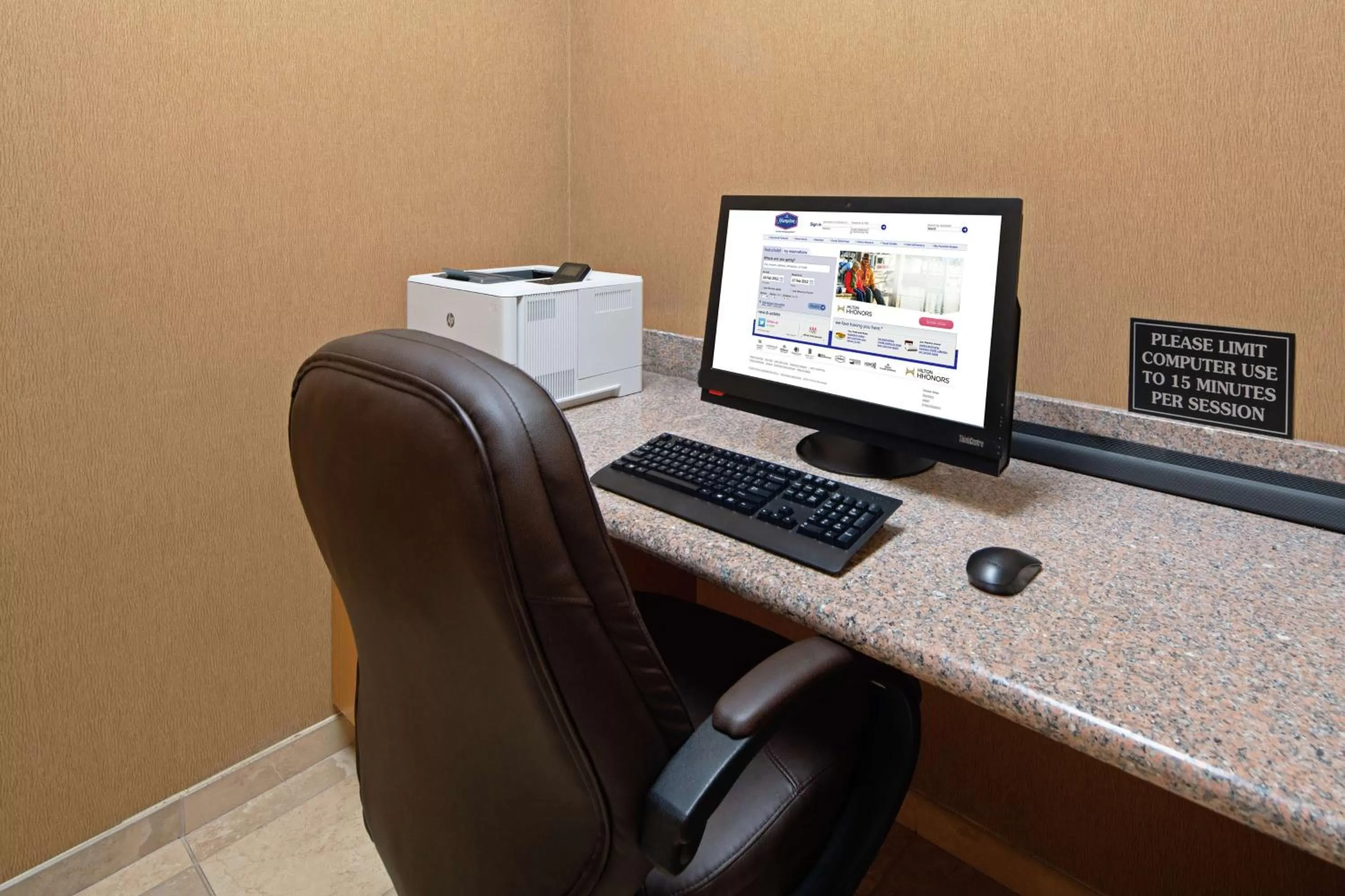 Business facilities in Hampton Inn & Suites Bremerton