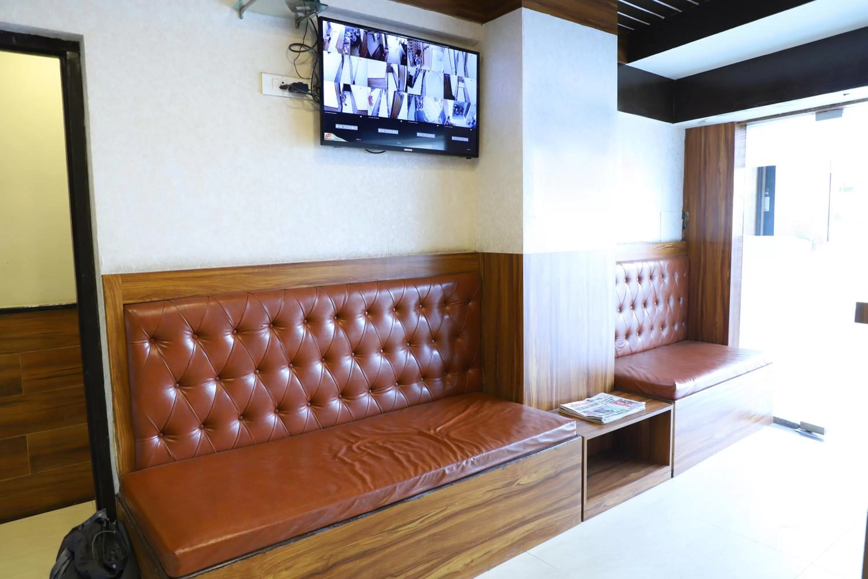Seating area in Hotel Plaza Executive - near BKC
