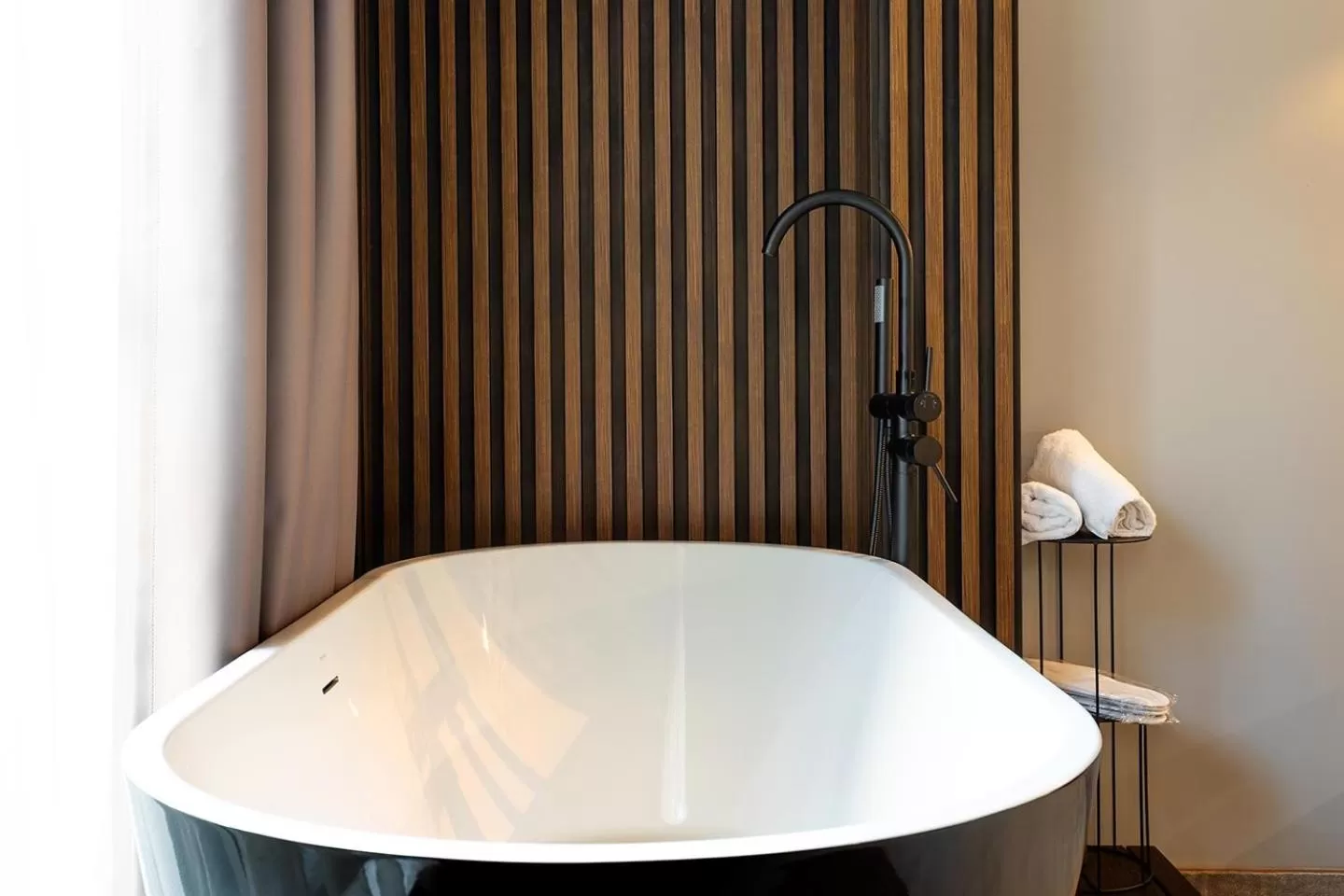 Bath in Abrazo Sofia Hotel by HMG