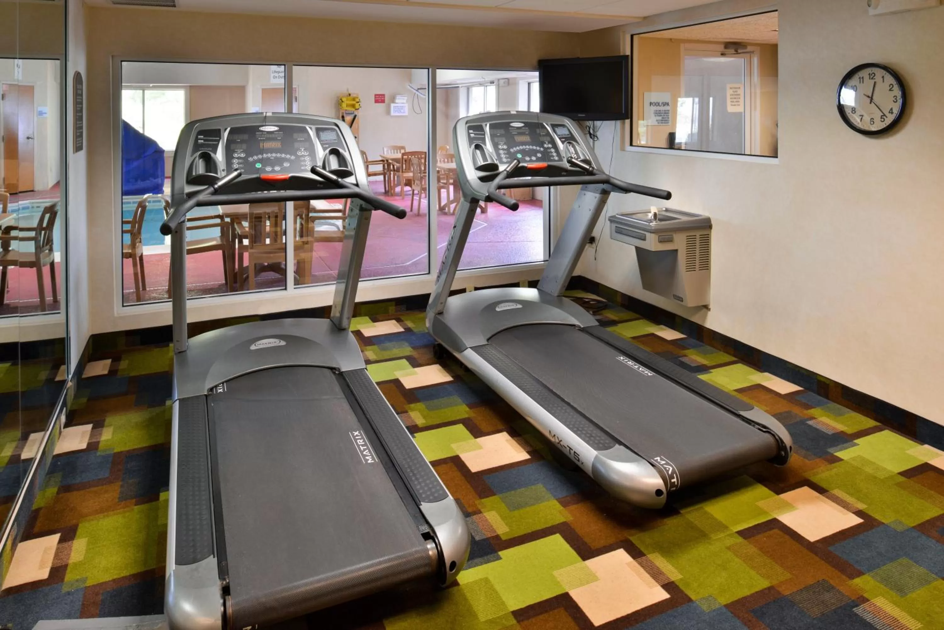 Fitness centre/facilities in Holiday Inn Express Hotel & Suites-Saint Joseph by IHG