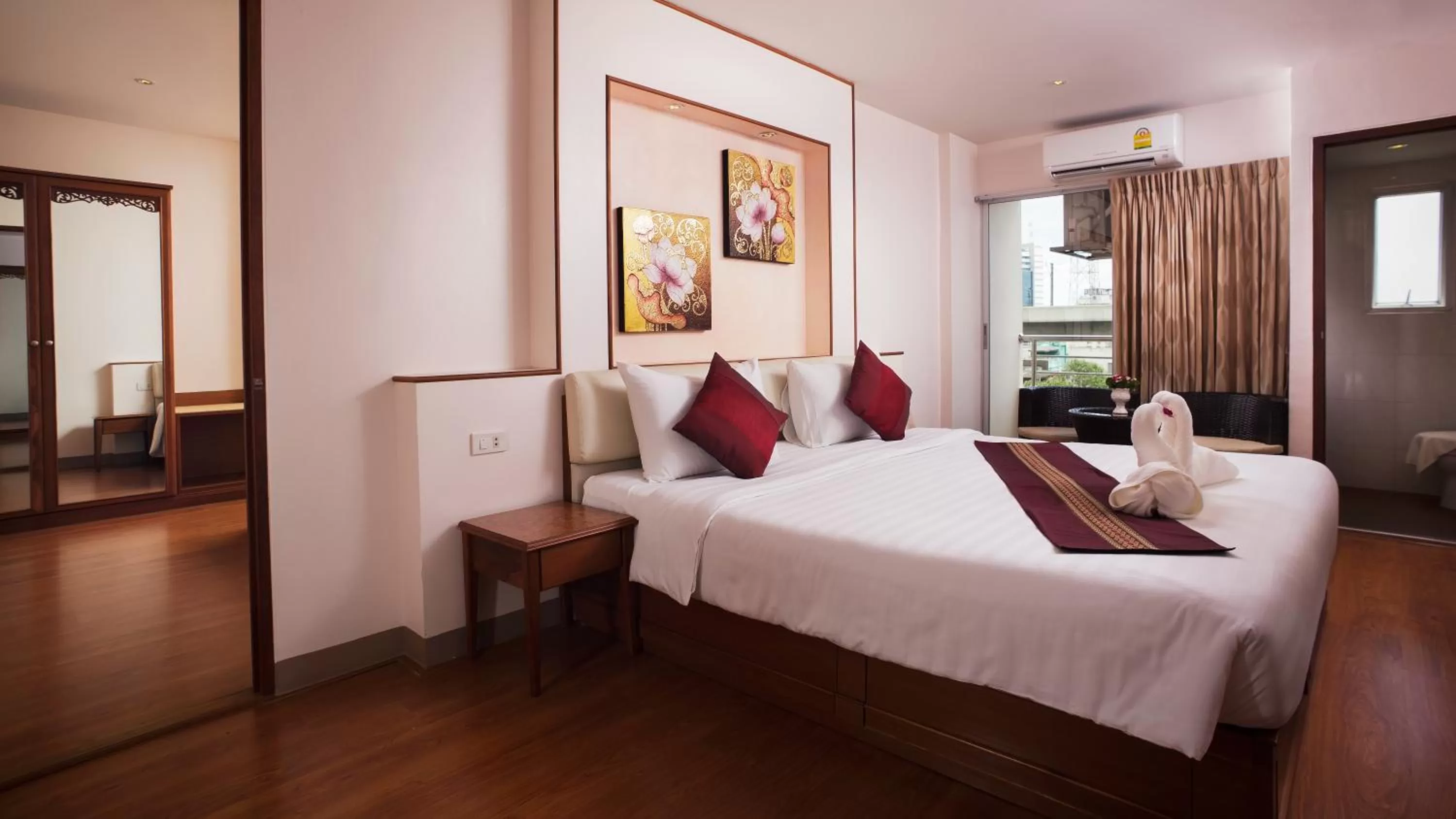 Bed in KC Place Hotel Pratunam